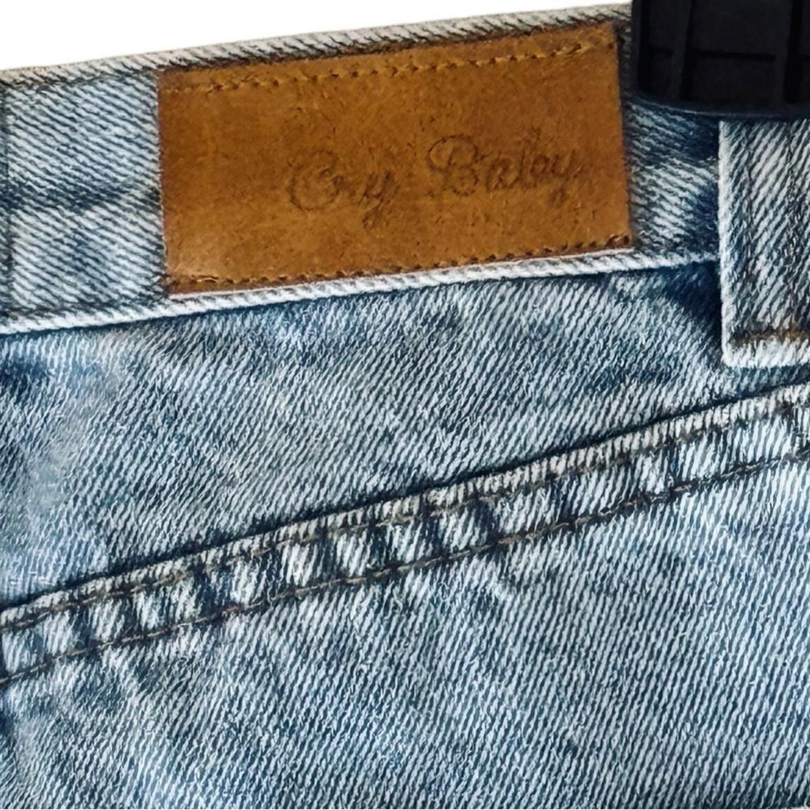 Designer NWT. Cry Baby Girlfriend Jeans. Size 25. Size 25" / US 0 / IT 36 - 5 Thumbnail
