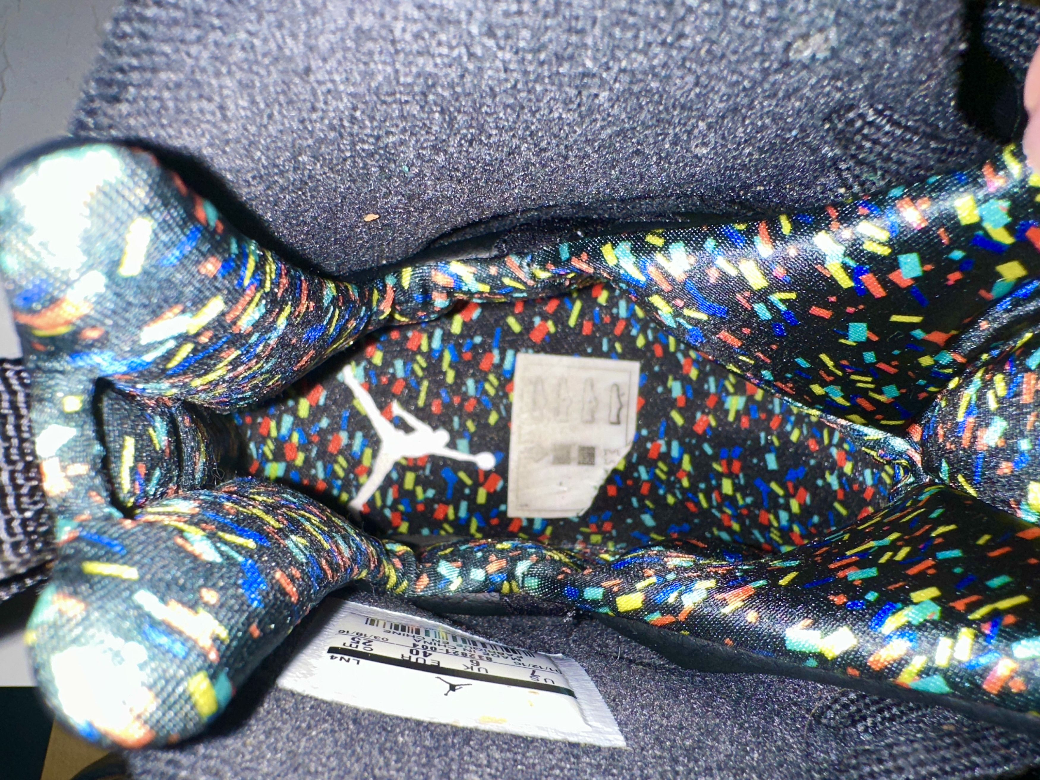 Jordan Brand Air Jordan 8 Retro 'Confetti' BLACK/METALLIC GOLD/ANTRACITE Size US 7 / EU 40 - 6 Thumbnail