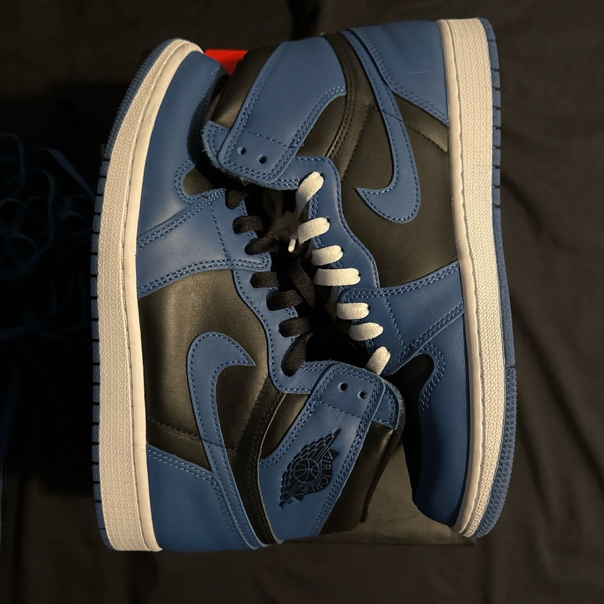 Jordan Brand Jordan 1s Size US 9.5 / EU 42-43 - 1 Thumbnail
