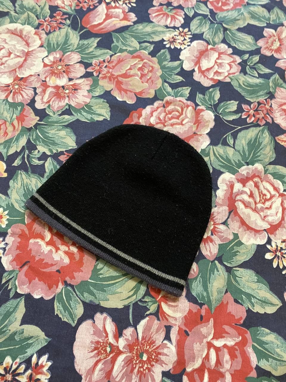 New York Yankees Vintage New York Yankees Y2K Logo Beanie Hat Size ONE SIZE - 7 Thumbnail