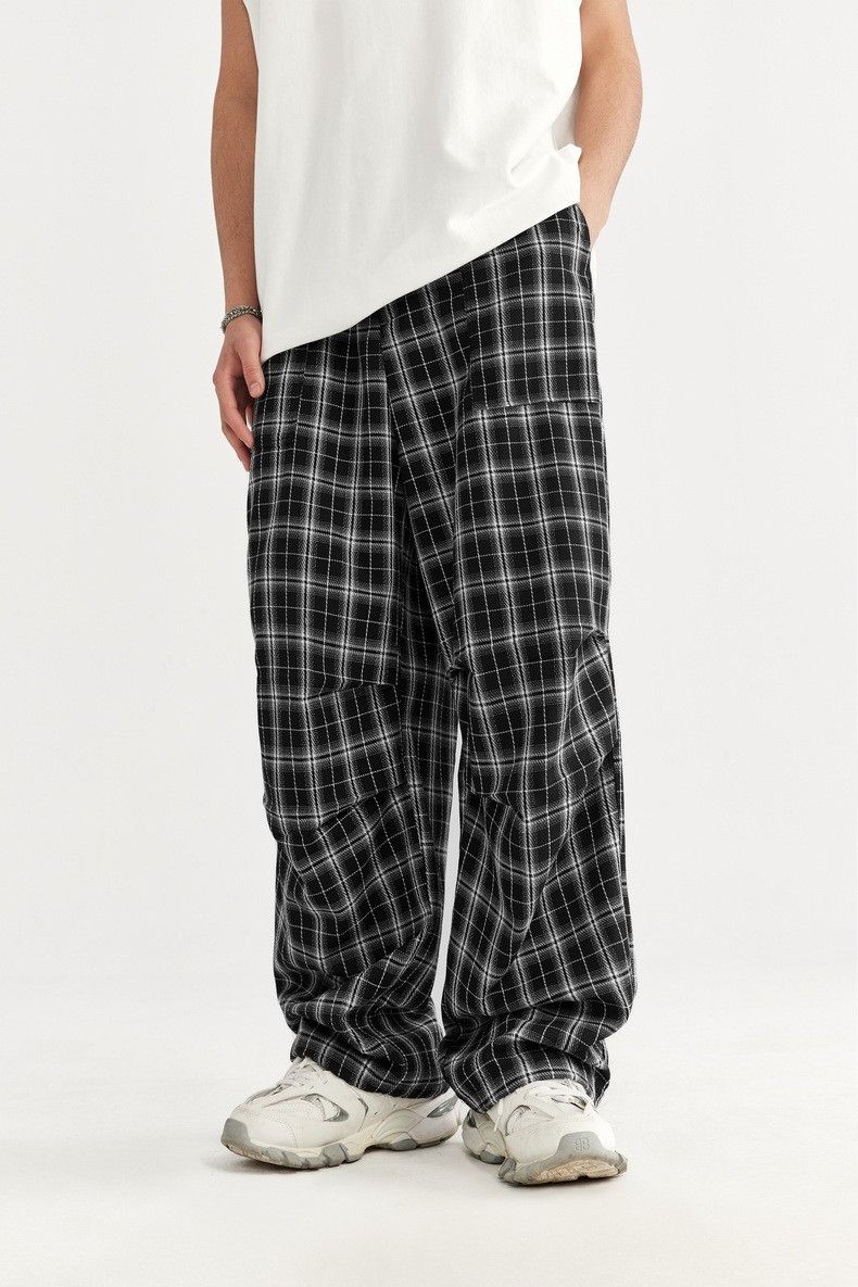 image of Plaid Loose Baggy Pants in Black, Men's (Size 30)