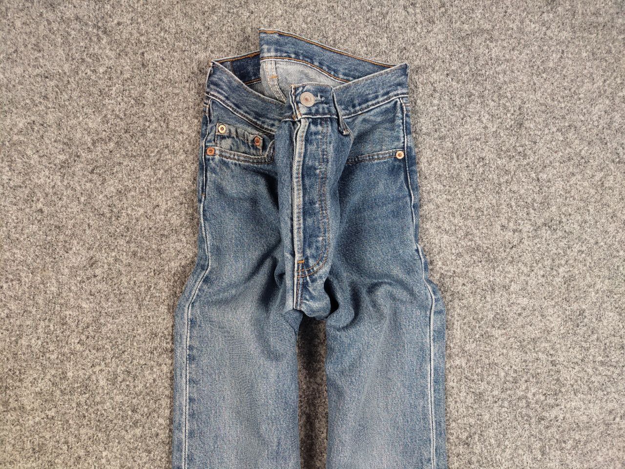Levi's Vintage 90's levis 501 Classic Faded Denim Jeans USA Style Size US 30 / EU 46 - 7 Thumbnail