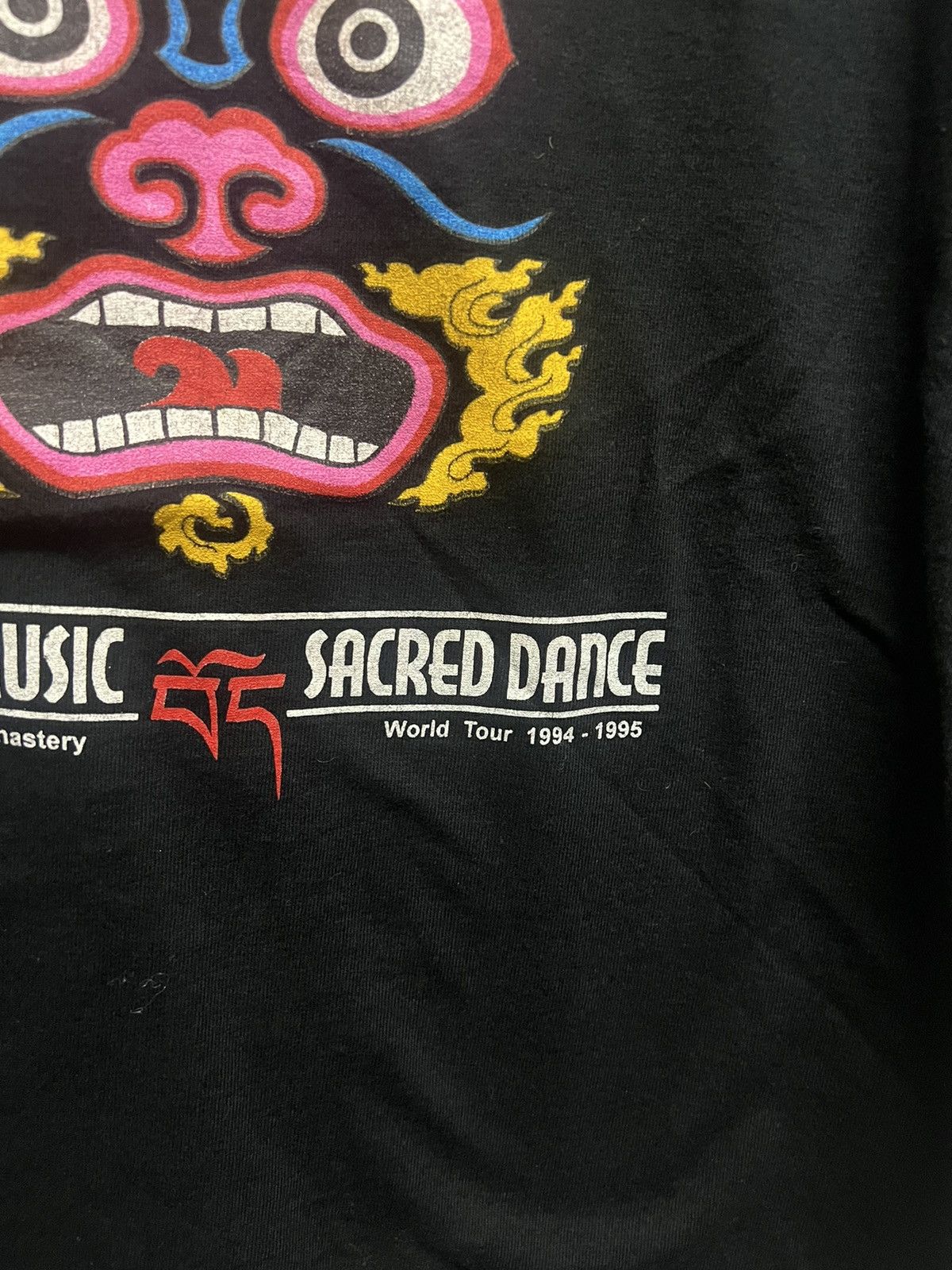 Vintage Vintage 90’s Tibet Band Sacred Music Sacred Dance Tee Size US L / EU 52-54 / 3 - 3 Thumbnail