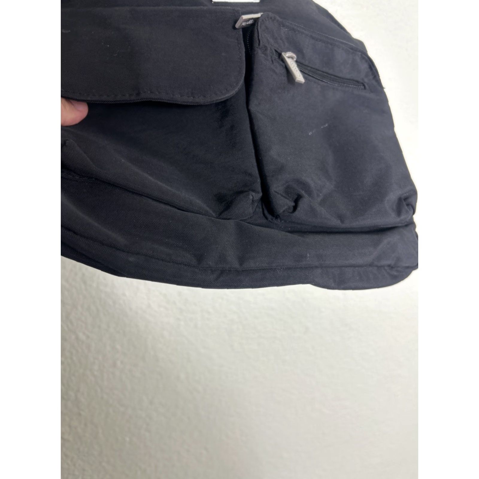 Vintage VINTAGE Baggallini Crossbody Bag Black Small Womens Small Nylon Snap Flaw Broken Snap 10x10x1 Size ONE SIZE - 6 Thumbnail