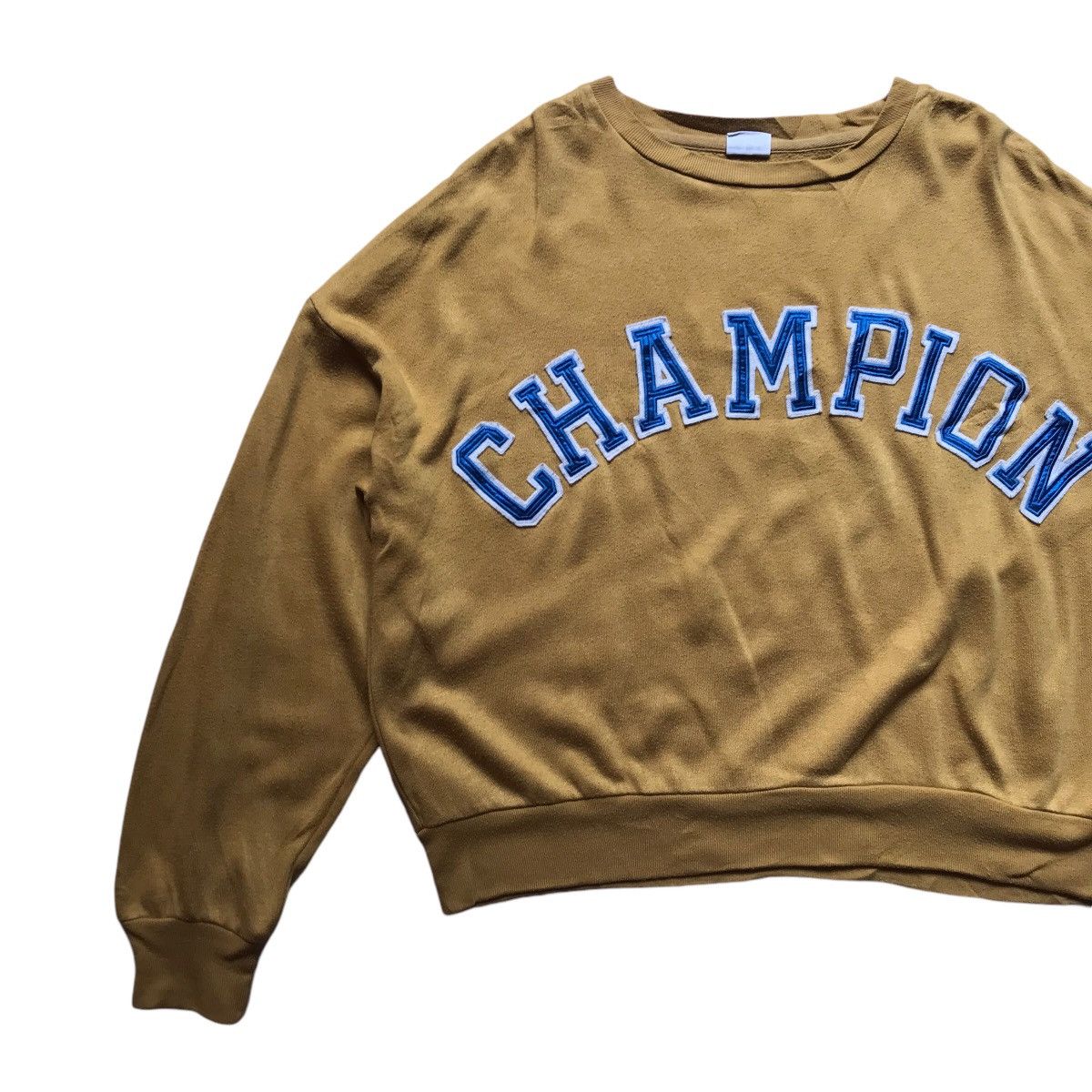 Champion Vintage Champion Spellout Crewneck cropped Size M / US 6-8 / IT 42-44 - 4 Thumbnail