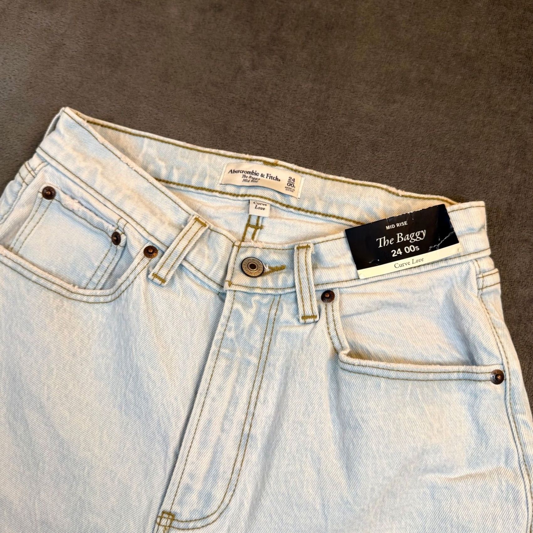 Abercrombie & Fitch Abercrombie & Fitch Baggy Jeans Womens 00S 24 Light Wash Mid Rise Curve Love Jeans Wide-Leg Relaxed 5-Pocket Denim Blue 100% Cotton Adult Womens Size 24" / US 00 / IT 34 - 2 Thumbnail