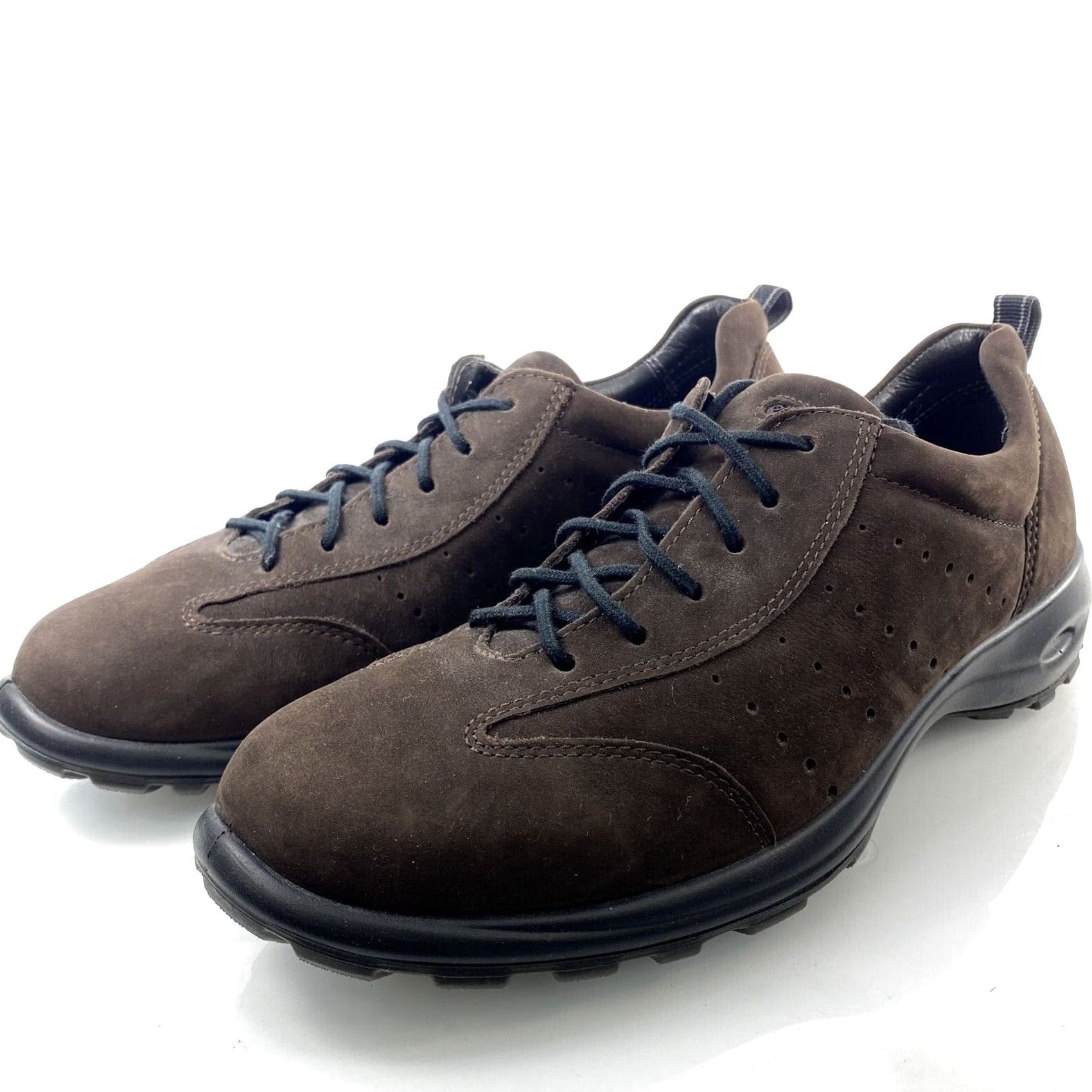 Ecco ECCO Womens Sneakers 8 / 40 Brown Suede Bicycle Toe Made in Portugal Size US 8 / IT 38 - 2 Thumbnail