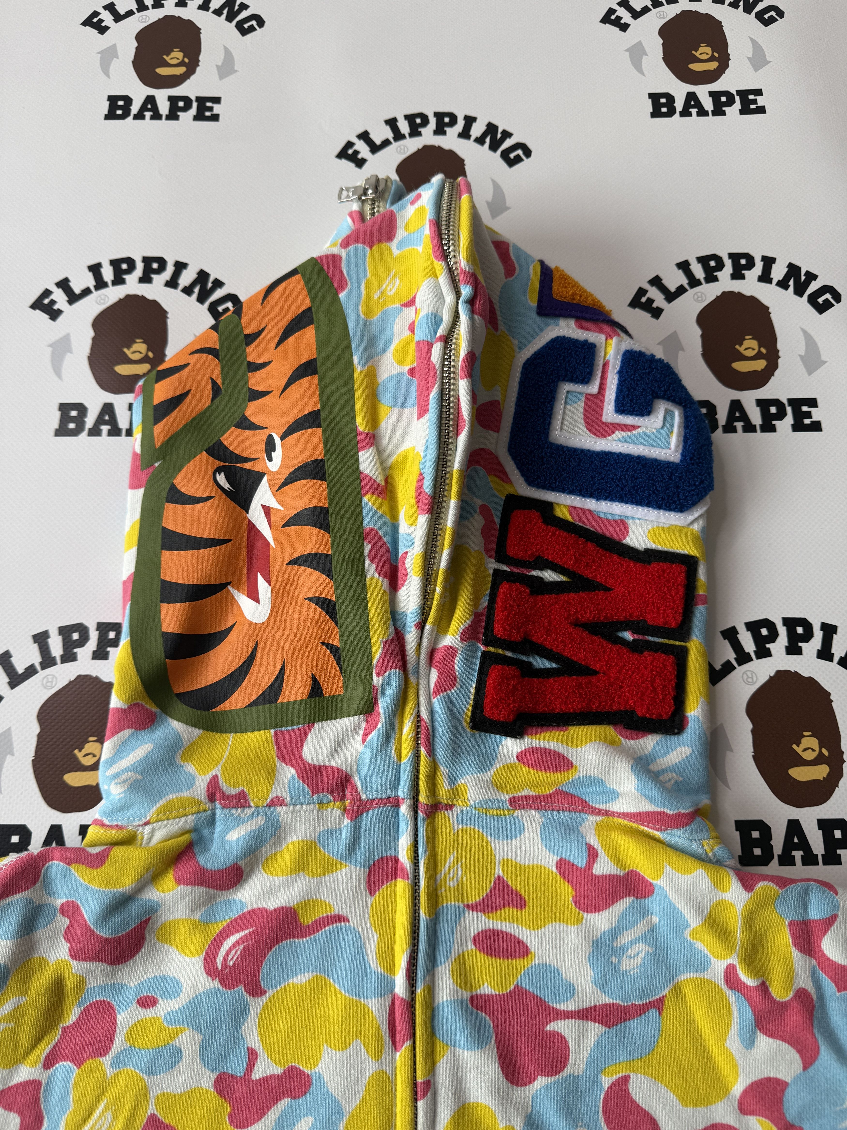 Bape BAPE STORE SANYA SEPARATE SHARK FULL ZIP HOODIE Size US L / EU 52-54 / 3 - 7 Thumbnail