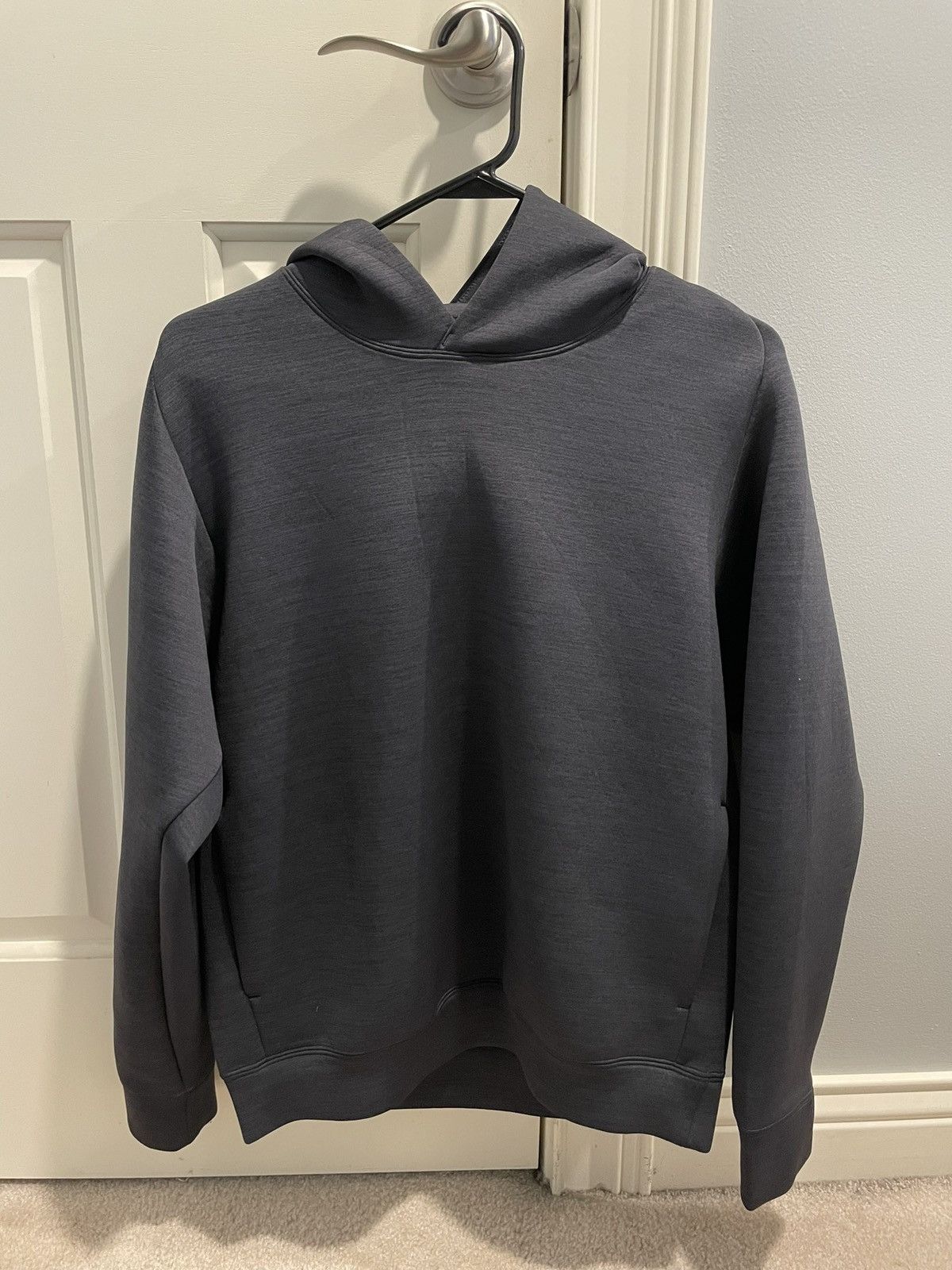 Uniqlo Uniqlo ultra stretch dry sweat pullover parka Small Size US S / EU 44-46 / 1 - 1 Thumbnail
