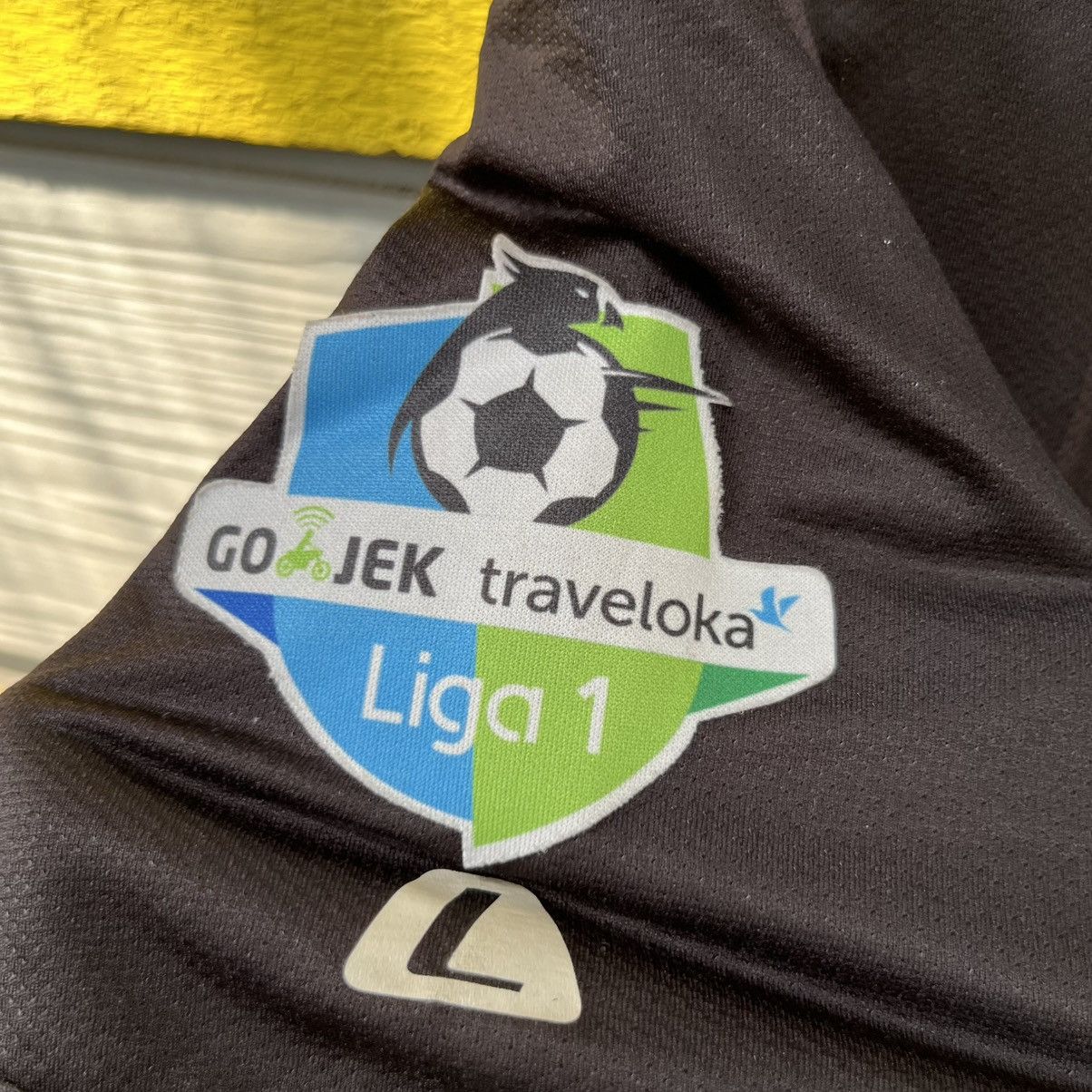 Other VERY RARE PERISJA JAKARTA LIGA 1 INDONESIA MATCH WORN JERSEY Size US L / EU 52-54 / 3 - 3 Thumbnail