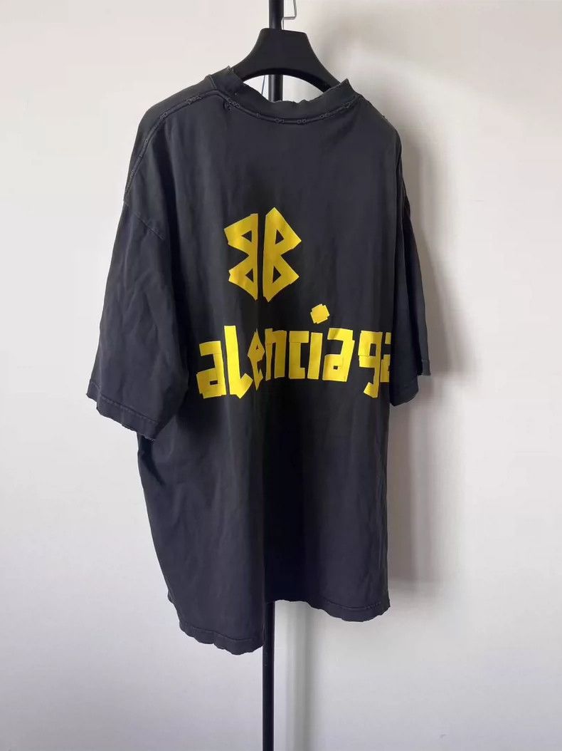 Balenciaga Balenciaga Tape Letter Logo Printed Jersey Crew Neck Loose Size US L / EU 52-54 / 3 - 2 Thumbnail