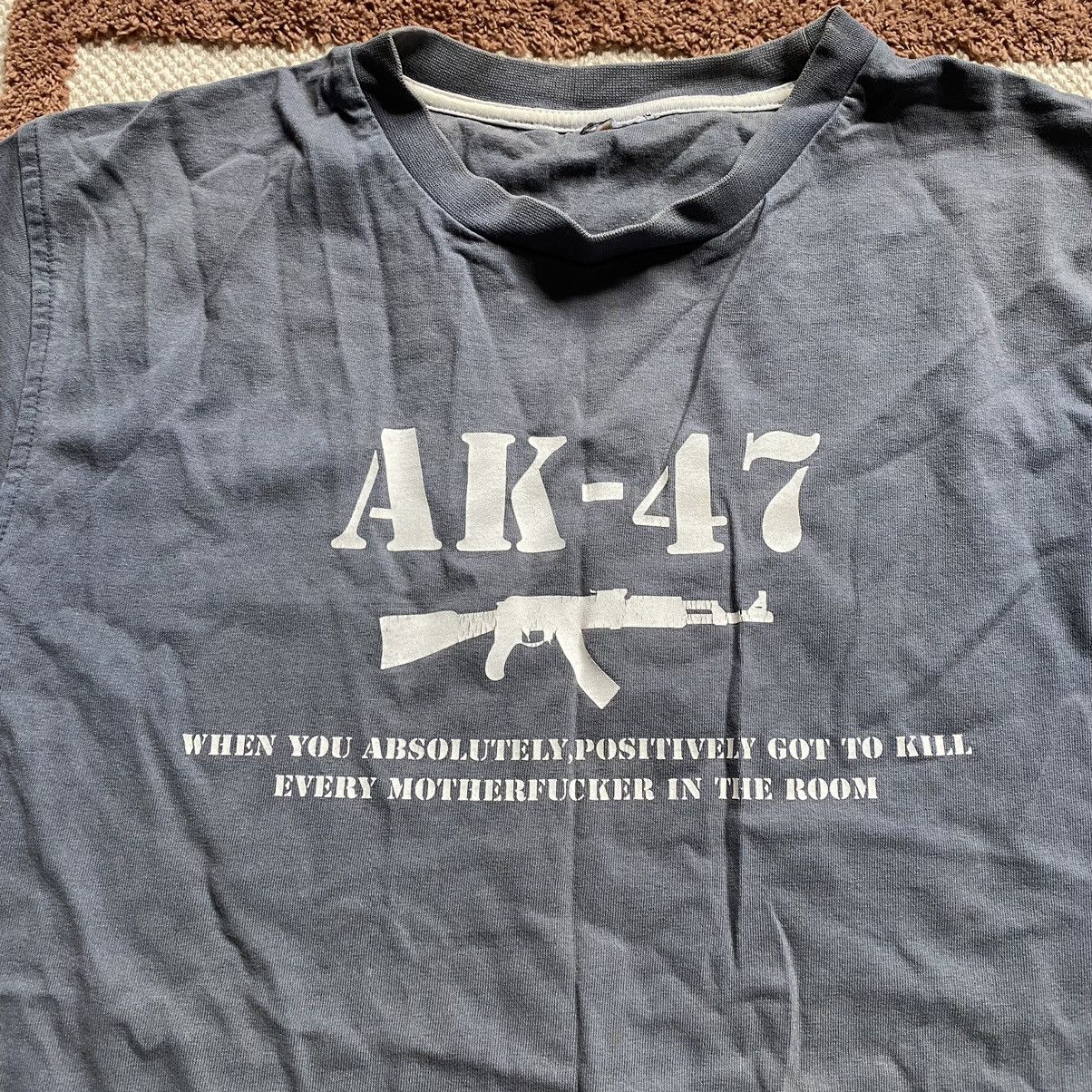 Other VINTAGE AK 47 BIG PRINT MILITARY T SHIRT Size US S / EU 44-46 / 1 - 2 Thumbnail