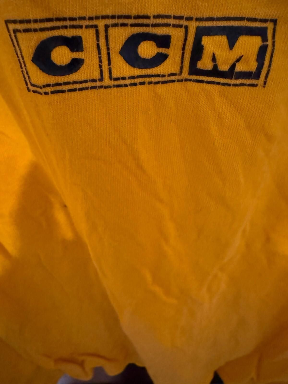 Ccm BOSTON BRUINS Distressed CCM Yellow T-shirt Men's Sz XL Size ONE SIZE - 4 Thumbnail