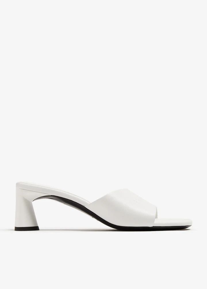 Balenciaga o1in1g0526 Duty Free Sandals in White Size US 8 / IT 38 - 1 Thumbnail