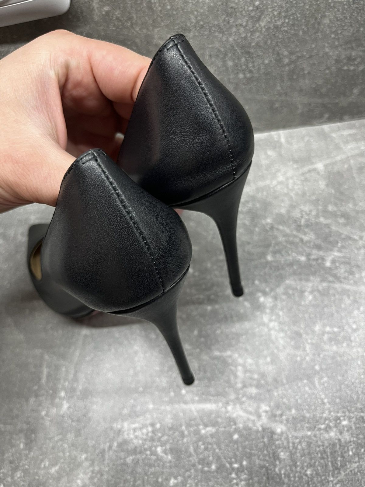 Christian Louboutin christian louboutin size 39 Size US 9 / IT 39 - 10 Thumbnail