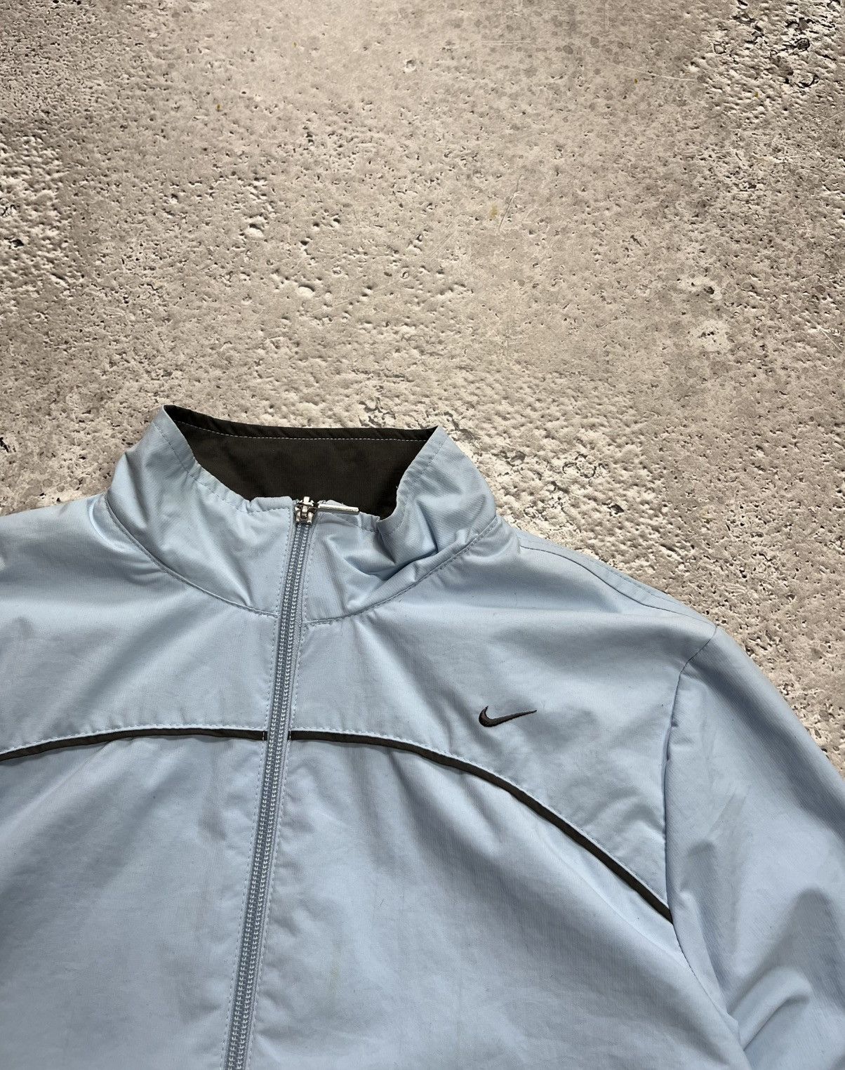 Nike Vintage Nike Women’s Light Blue Windbreaker Jacket Size XS / US 0-2 / IT 36-38 - 7 Thumbnail