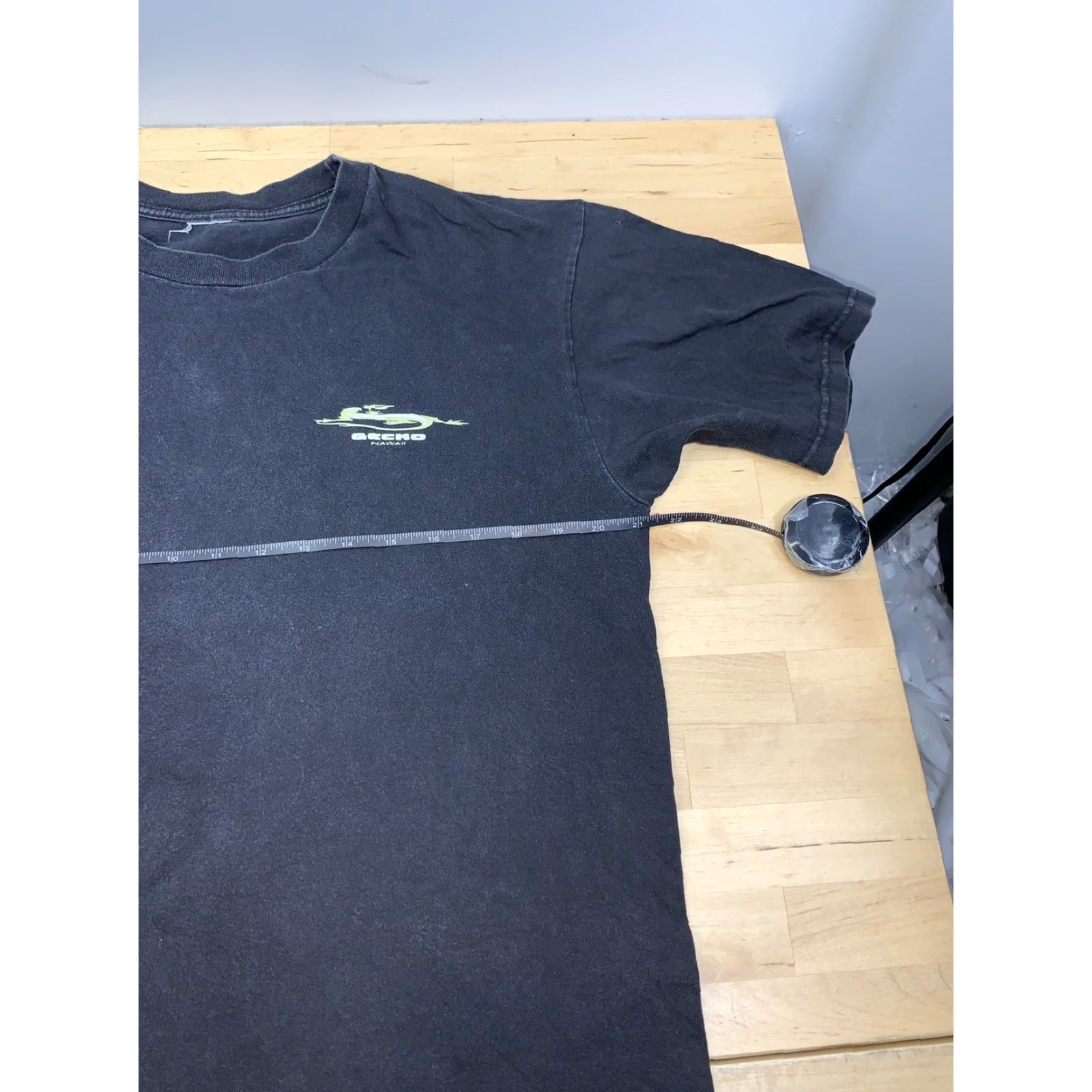 Vintage VINTAGE Gecko Hawaii T Shirt M Black Beach Gecko Hawaii T Shirt M Black Casual Beach Surf Skulls #7255 Mens Short Sleeve Crew Neck Graphic Print Size US M / EU 48-50 / 2 - 4 Thumbnail