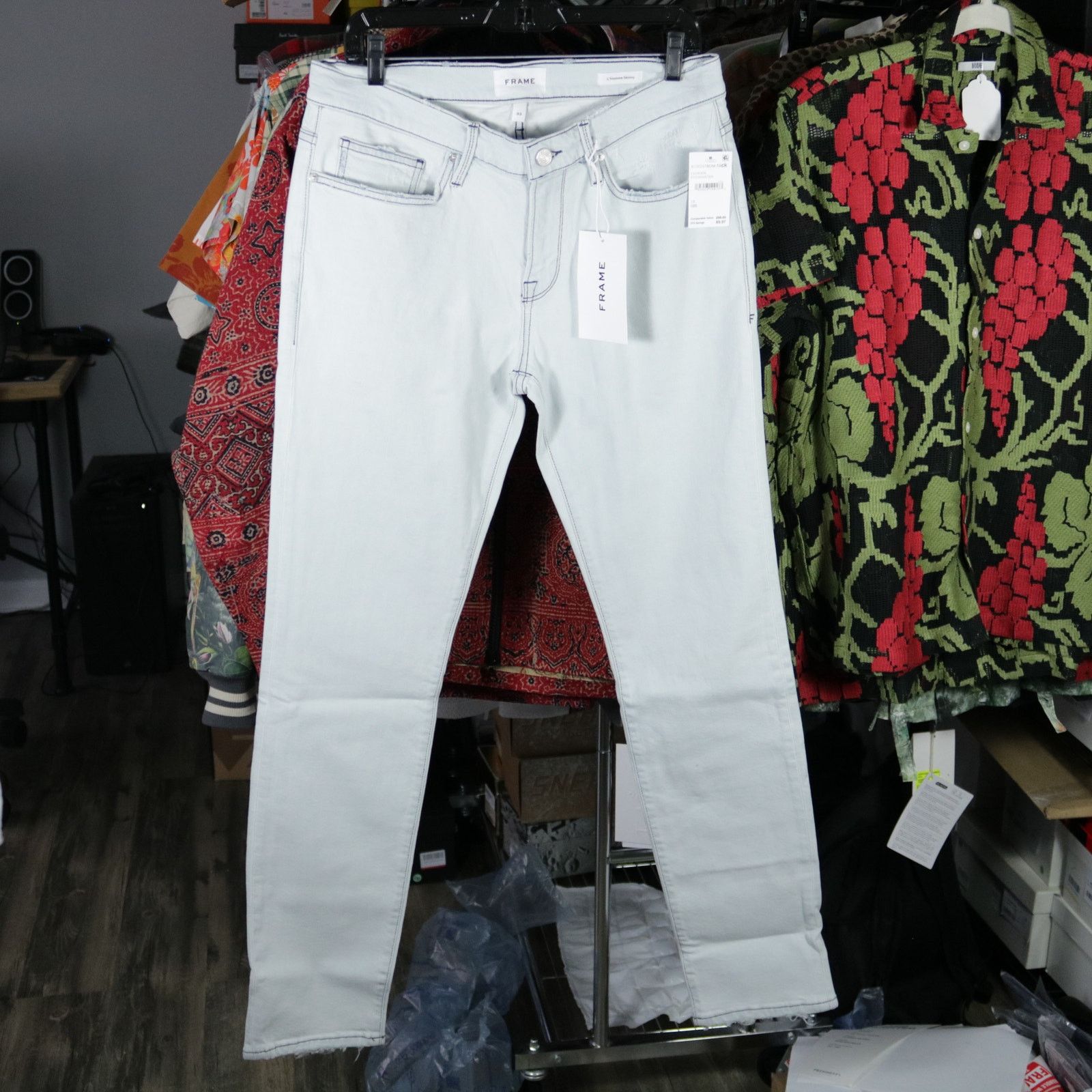 Frame Frame Denim L'Homme Skinny Light Wash Freshwater Jeans 33 Size US 33 - 1 Thumbnail