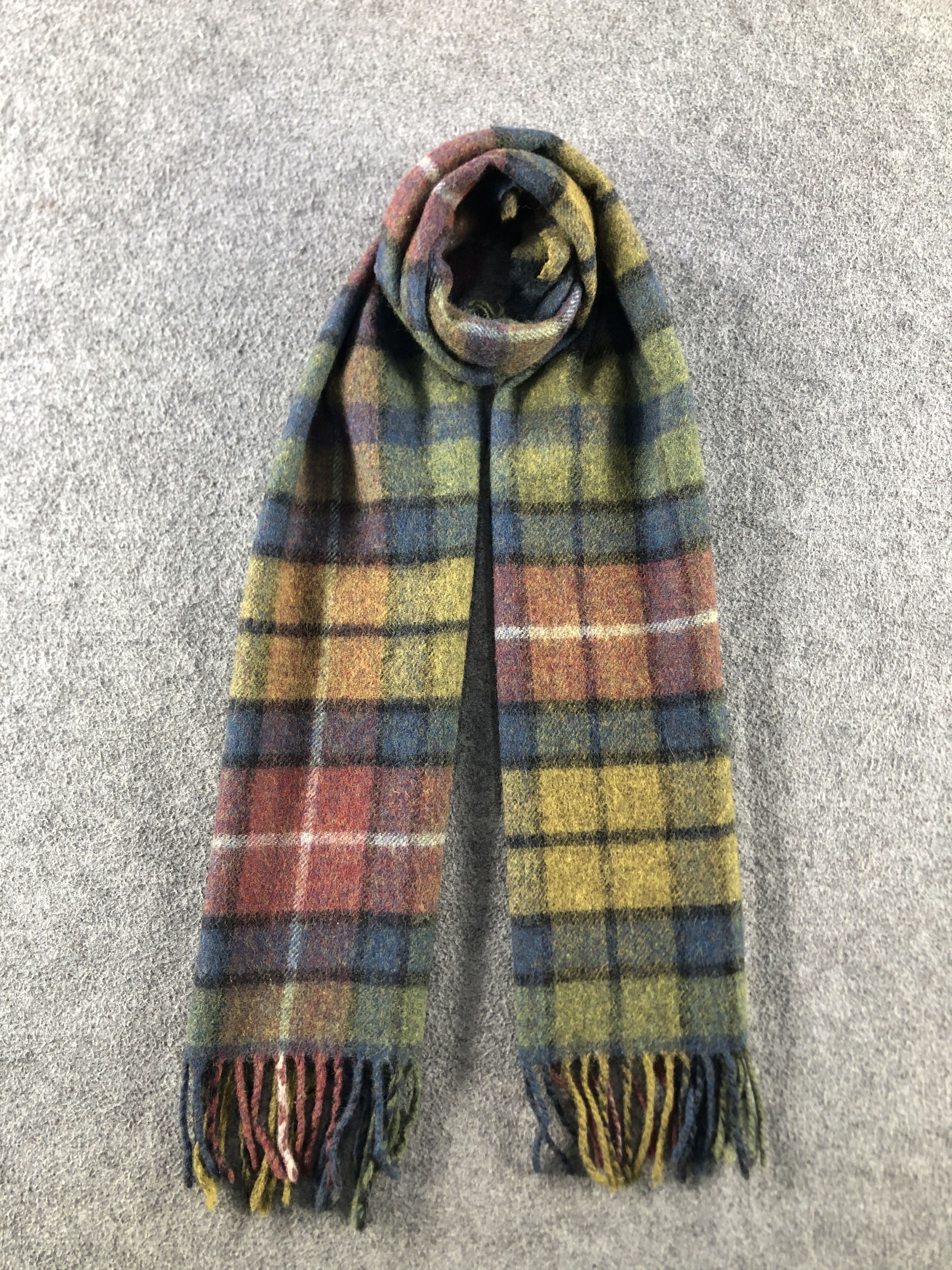 Burberry Burberry Scarf / Muffler / Neckwear P912 Size ONE SIZE - 1 Thumbnail