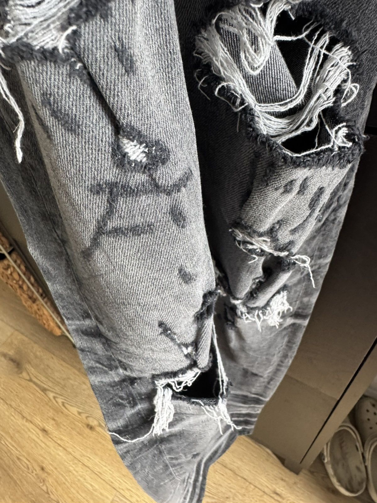 Amiri AMIRI jeans STUDY ALL PHOTOS CAREFULLY FOR TAPE MEASUREMENTS Size US 32 / EU 48 - 18 Thumbnail