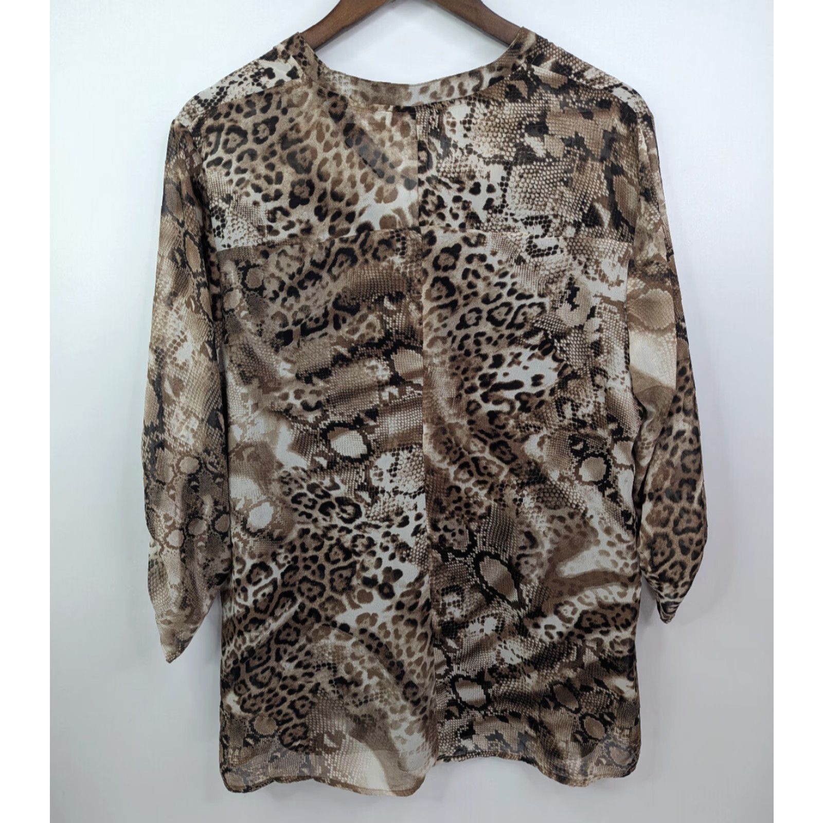 Vintage Cocomo Brown Animal Print 3/4 Roll Tab Sleeve Sheer Top V-Neck Henley Under Tank Shirt Women 2X Brown Snake Print Size XXL / US 16-18 / IT 52-54 - 3 Thumbnail