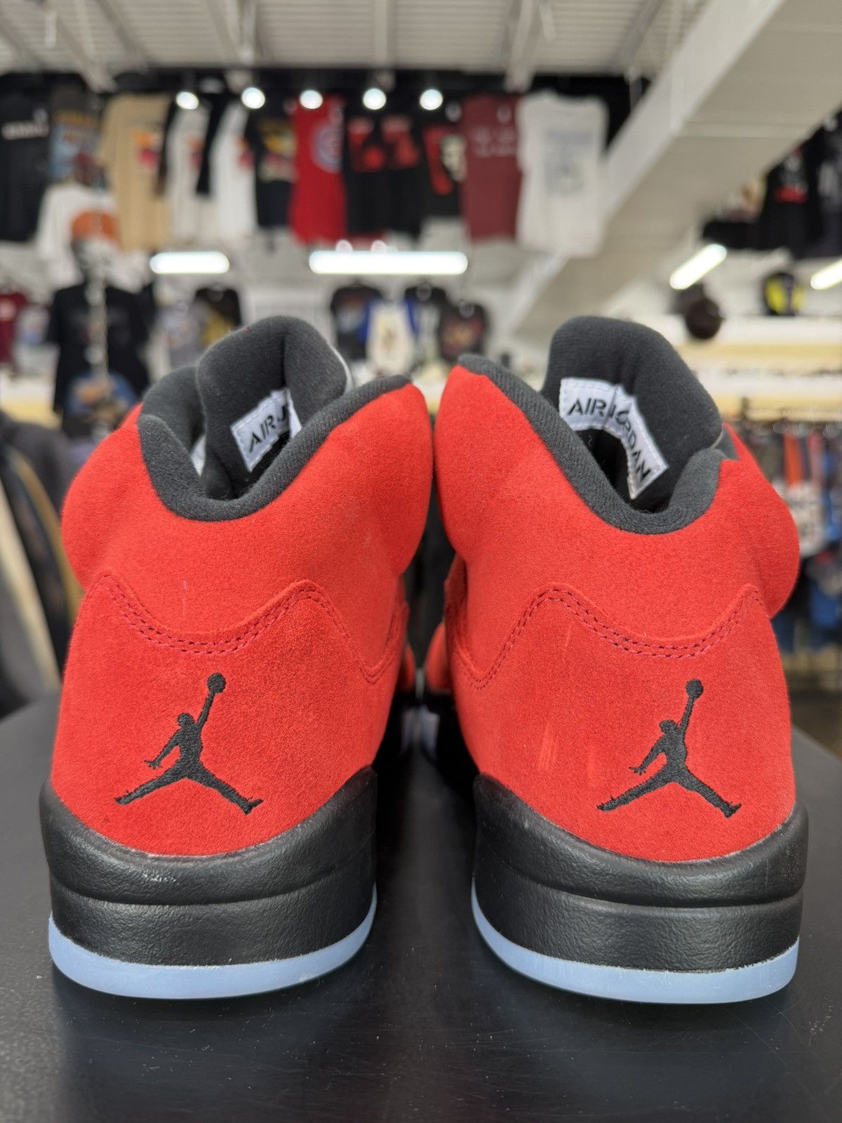 Jordan Brand Air Jordan 5 Raging Bull Red Size 10 Size US 10 / EU 43 - 5 Thumbnail