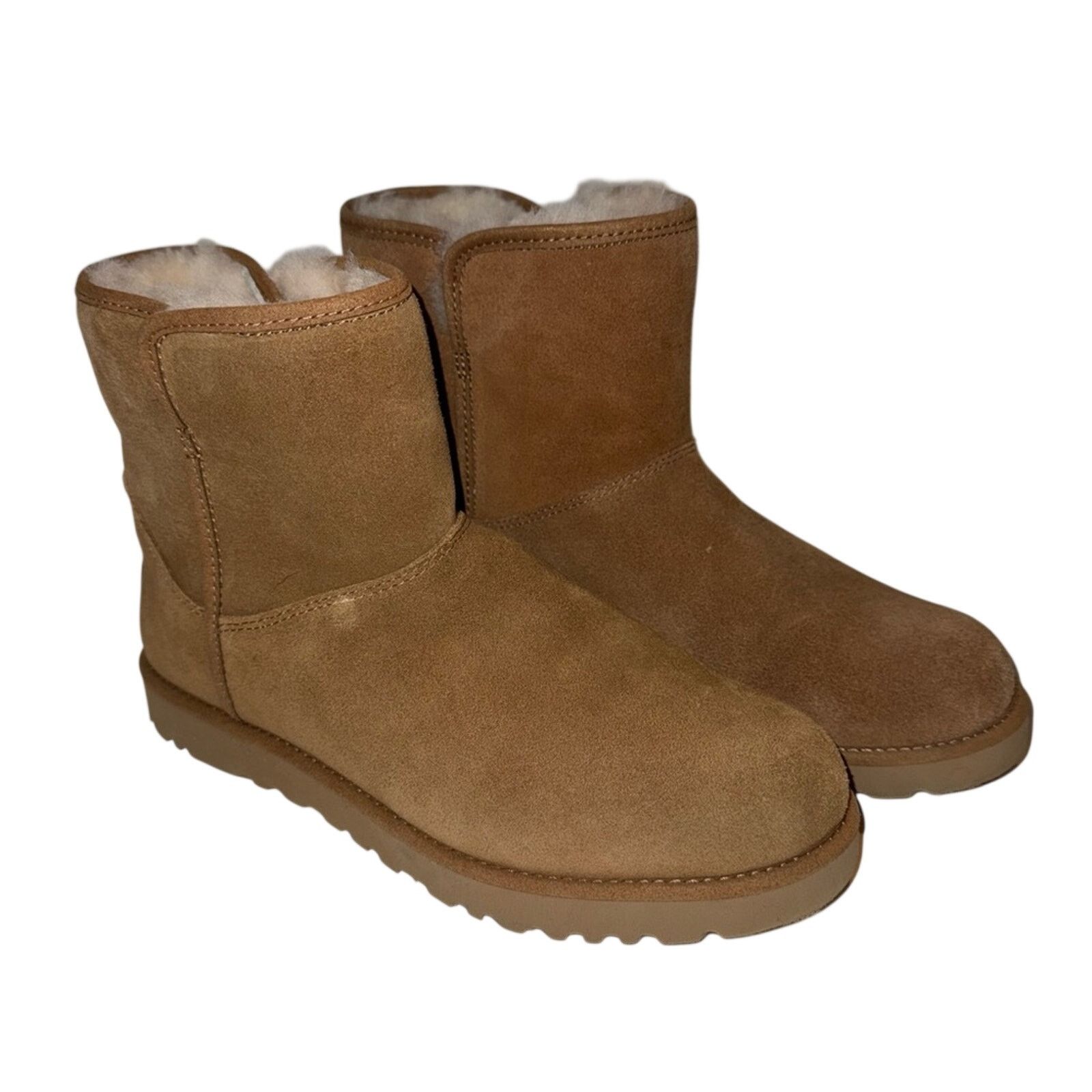 Ugg NWOT UGG Classic Mini 2s Winter Cozy Chestnut Suede Boots 7 Size US 7 / IT 37 - 1 Thumbnail