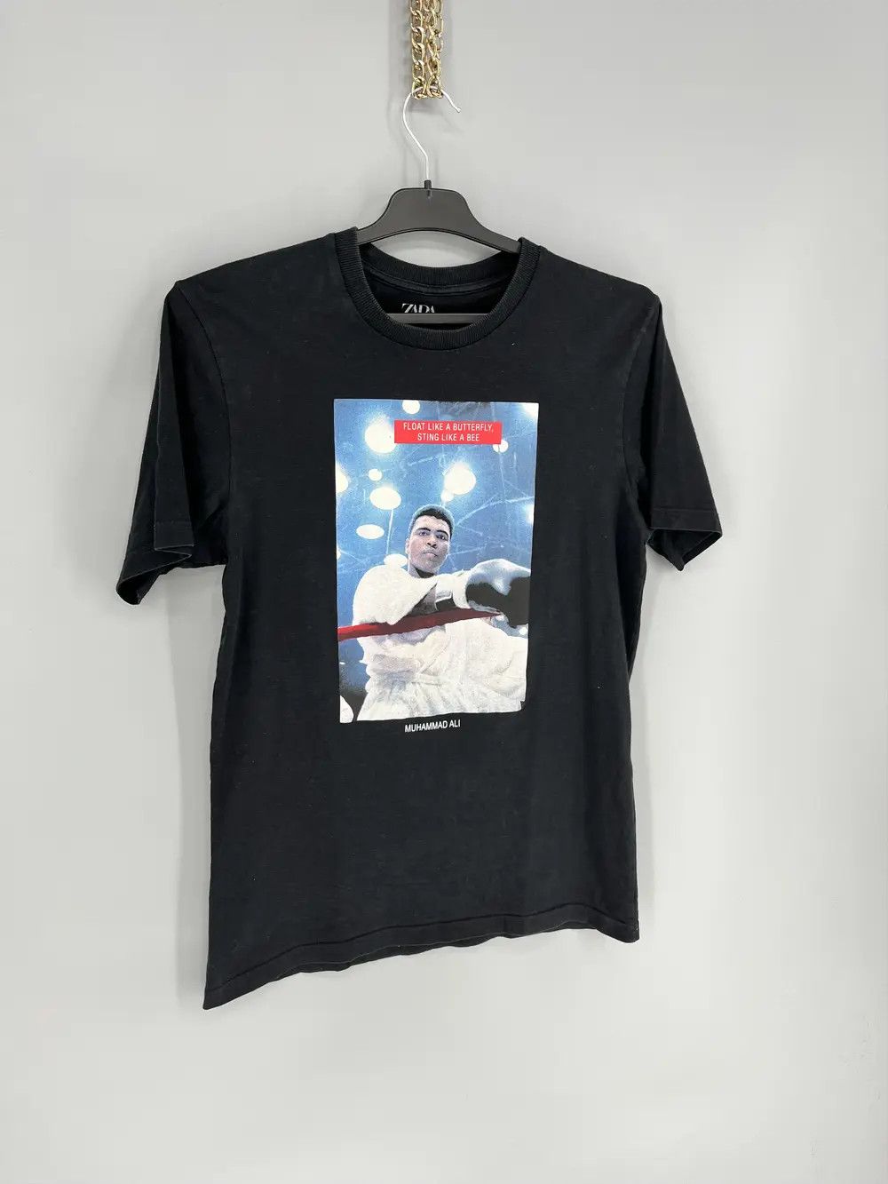 Vintage Y2K The Greatest Muhammad Ali American Boxer Faded Tshirts Size US M / EU 48-50 / 2 - 2 Thumbnail