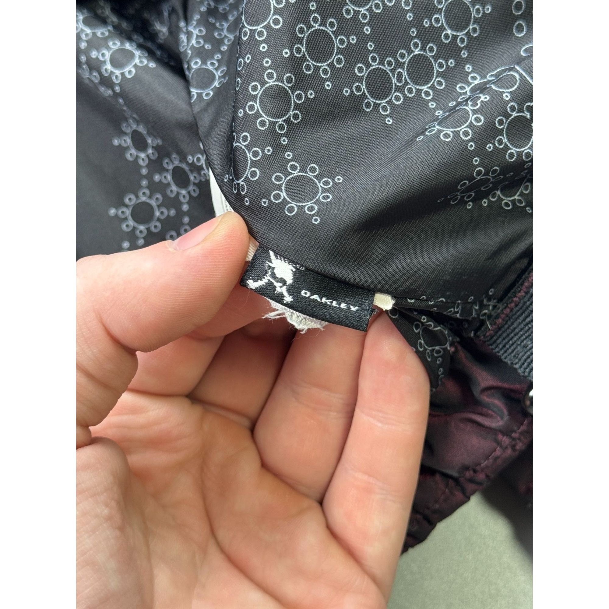 Oakley Vintage Oakley Software Iridescent Puffer Jacket (YG014) Size S / US 4 / IT 40 - 16 Thumbnail
