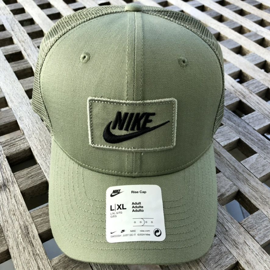 Nike Nike Box Logo Trucker Snapback Cap Hat L / XL Size ONE SIZE - 1 Thumbnail