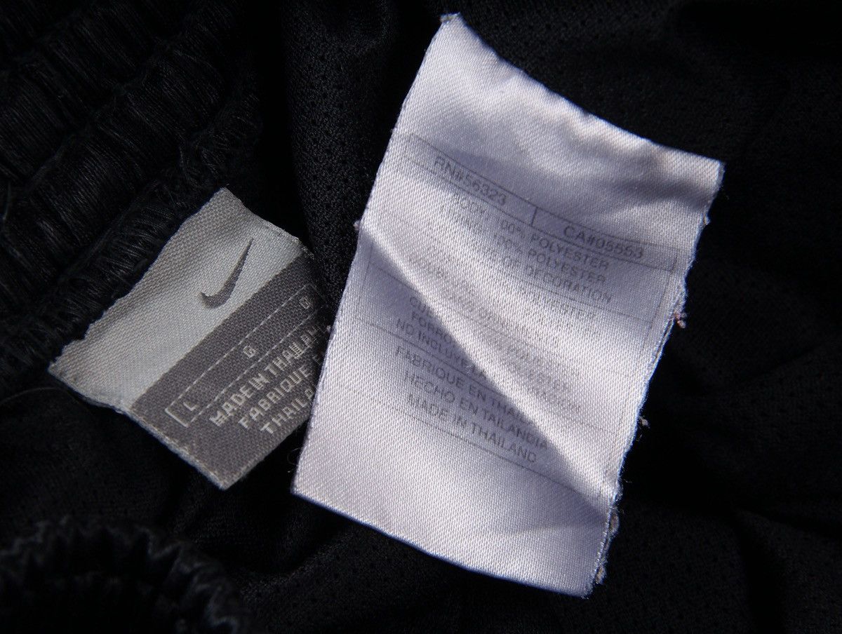 Nike Nike Vintage 90s Black Shorts Running NSW NBA Nylon ACG L Size US 34 / EU 50 - 4 Thumbnail