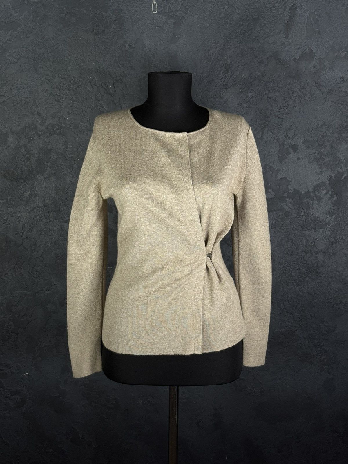 Tom Ford Tom Ford Women’s Cashmere Sweater Cardigan Size S Size S / US 4 / IT 40 - 2 Thumbnail