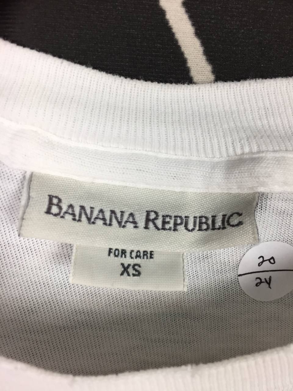 Banana Republic Vtg 90s Banana Republic Hawaii Made In Usa Spell Out Tee Size US XS / EU 42 / 0 - 16 Thumbnail