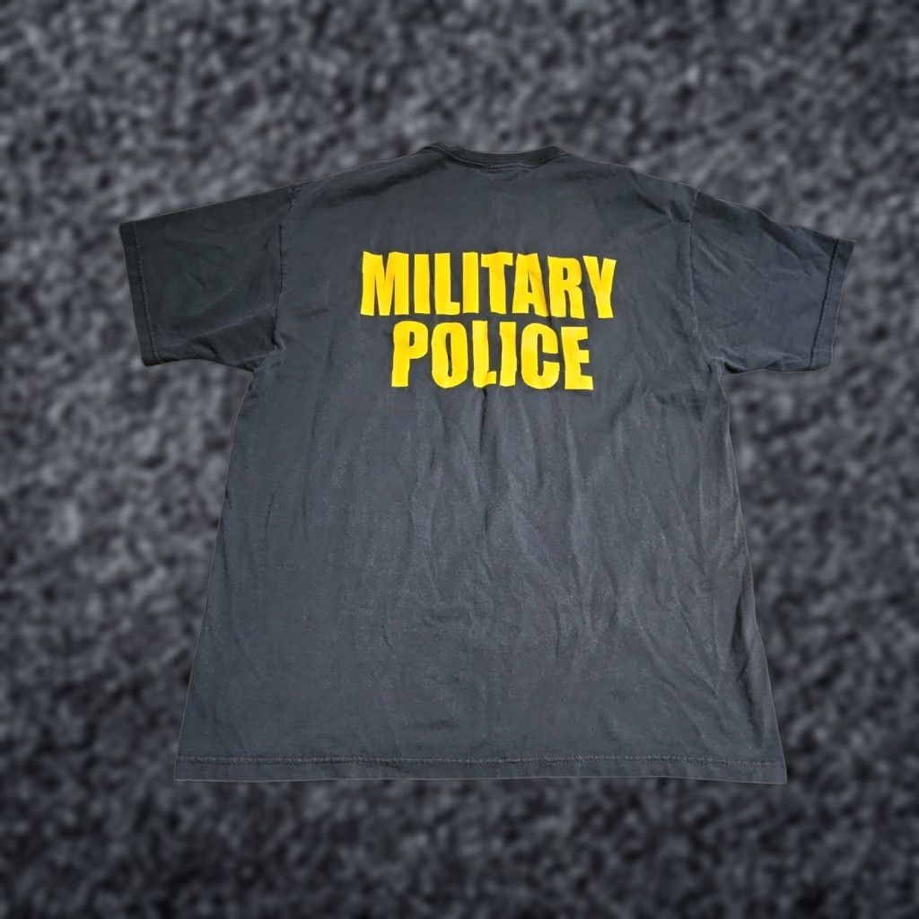 Fruit Of The Loom VINTAGE Fruit of the Loom US Army Military Police Battalion T-Shirt L Black Graphic Print Short Sleeve 90s Mens Size US L / EU 52-54 / 3 - 1 Thumbnail