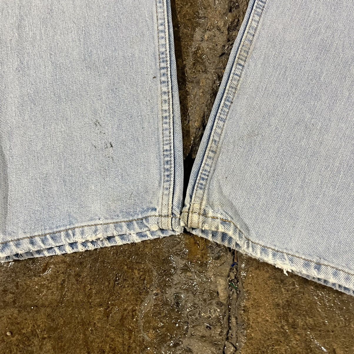 Levi's × Vintage Levi's 505 Vintage 90s Distressed Faded Essential Jeans Size US 34 / EU 50 - 4 Thumbnail