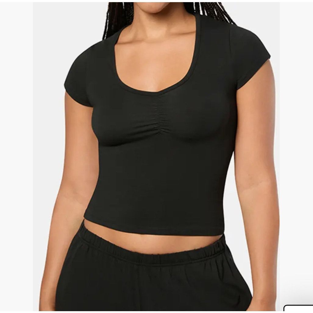 REVOLVE New Weworewhat Ruched Tee - Black - Small Size S / US 4 / IT 40 - 1 Thumbnail