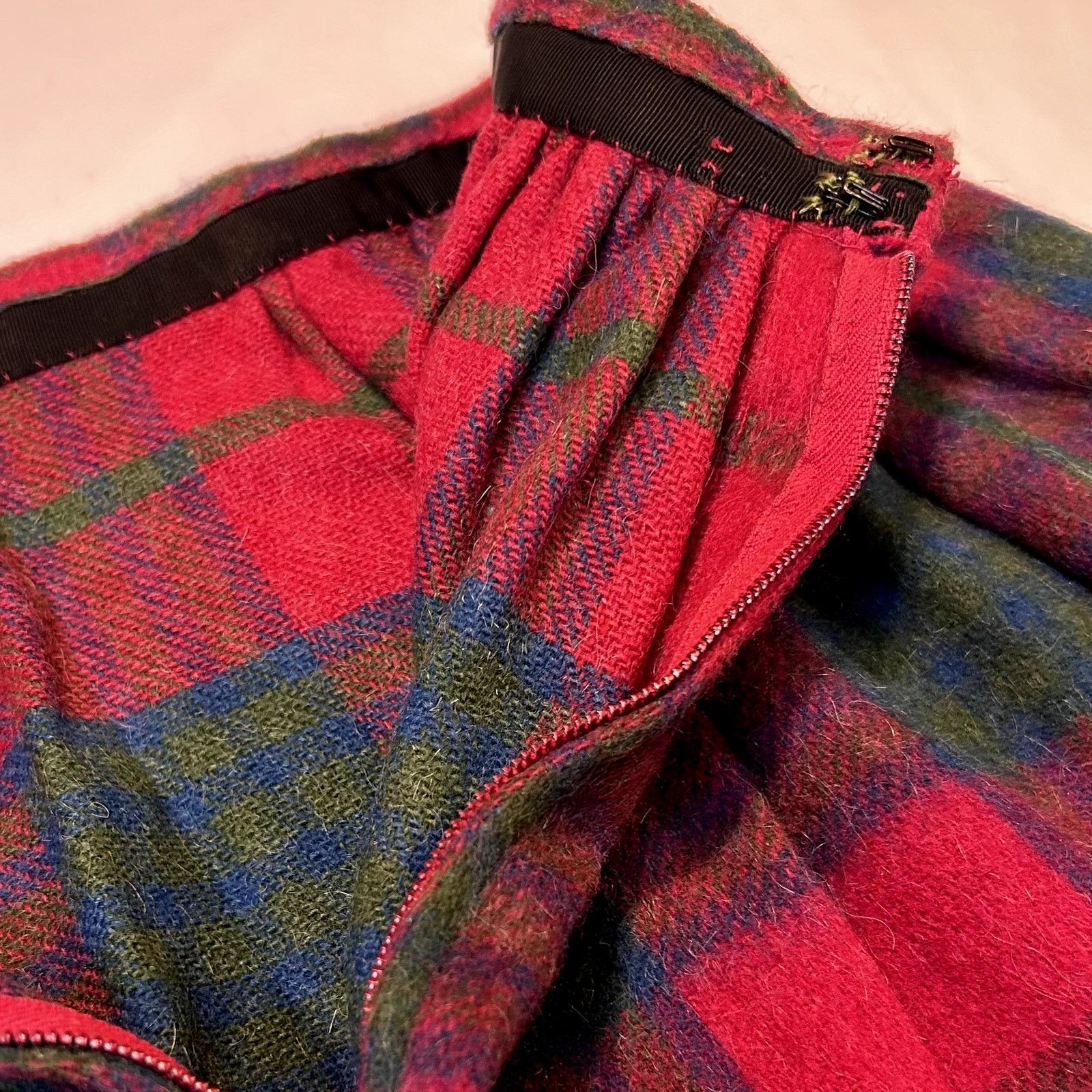 Handmade Vintage 80s Plaid Wool Blend hand-sewn Skirt 25" Size 25" / US 0 / IT 36 - 6 Thumbnail