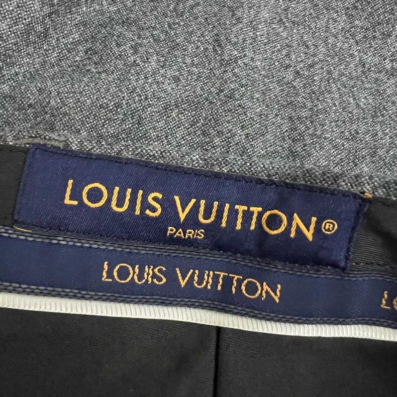 Louis Vuitton Louis Vuitton Grey List Trousers 2502-Nextarrow Size US 44 / EU 60 - 3 Thumbnail