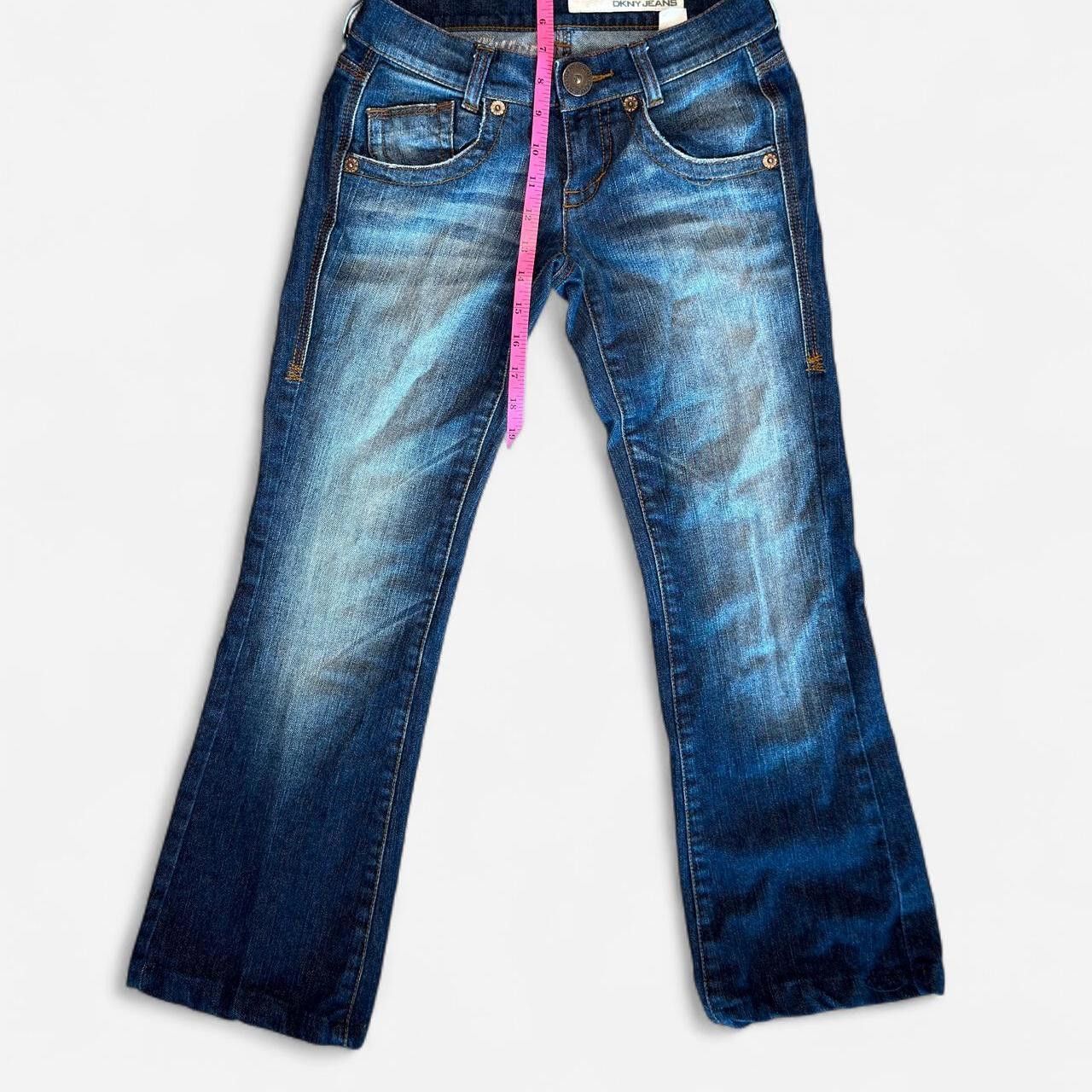 DKNY DKNY Women's Straight Fit Jeans Medium Blue Wash Size 27/28 Size 26" / US 2 / IT 38 - 3 Thumbnail