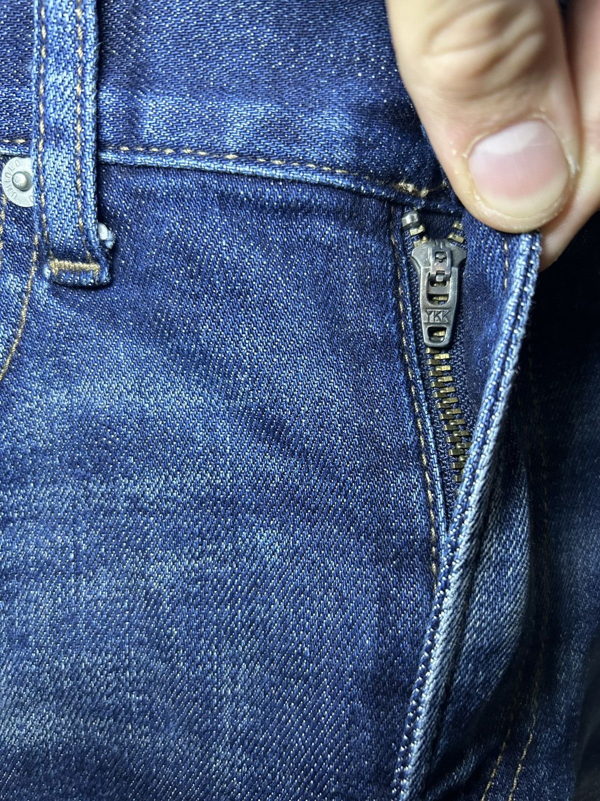 Uniqlo Uniqlo raw selvedge indigo dyed denim slim jeans Size US 29 - 8 Thumbnail