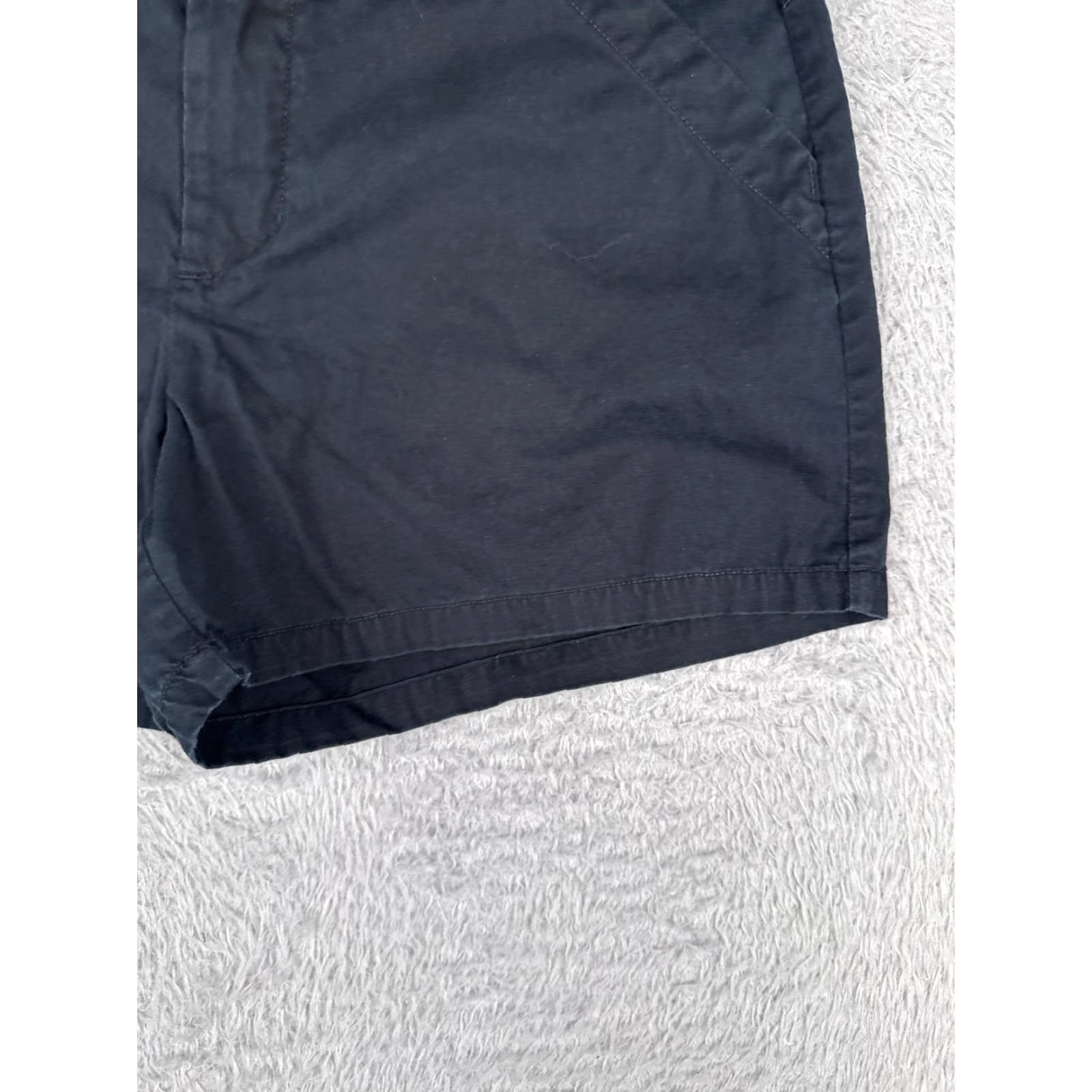 Vintage Columbia Shorts Women 10 Black Chino 100% Cotton Bush Pockets Hiking Camp 31x4 Size 32" / US 10 / IT 46 - 2 Thumbnail