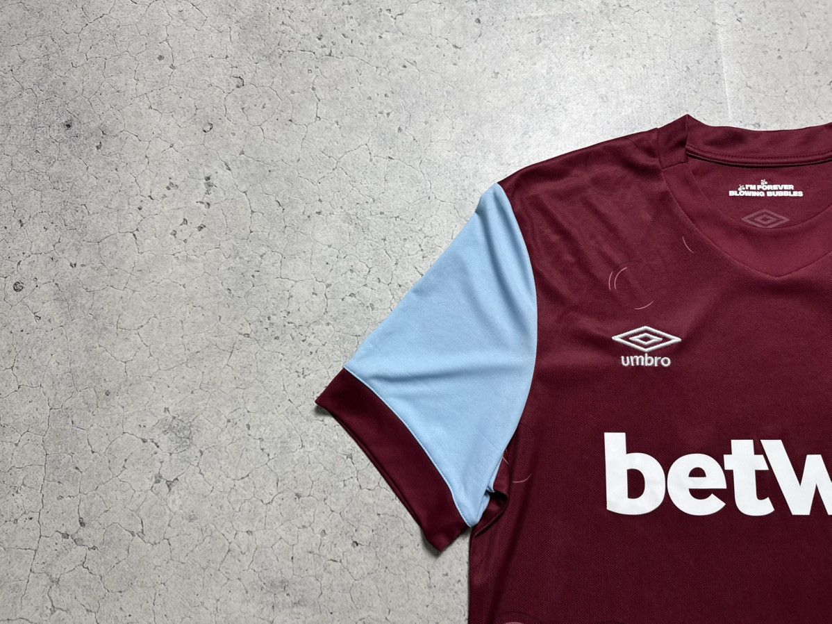 Umbro Umbro FC West Ham United 2023/2024 Vintage Soccer Jersey Size US M / EU 48-50 / 2 - 4 Thumbnail