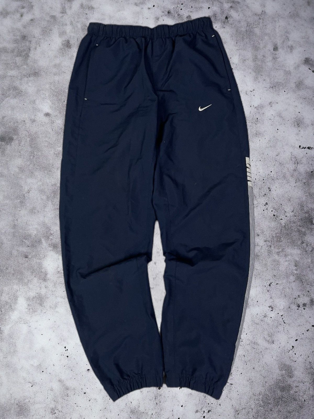 Nike × Vintage Vintage Y2K Nike Parachute Drill Nylon Pants 2000s Size US 30 / EU 46 - 1 Thumbnail