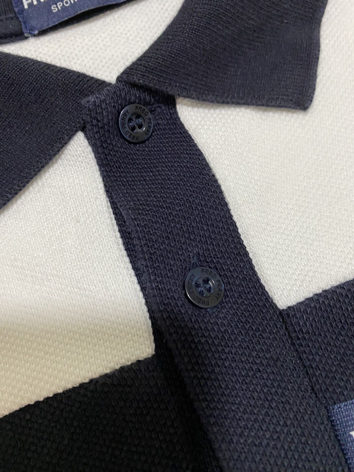 Fred Perry Vintage Y2K Sportswear Fred Perry Long Sleeve Polo T Shirt Size US M / EU 48-50 / 2 - 11 Thumbnail