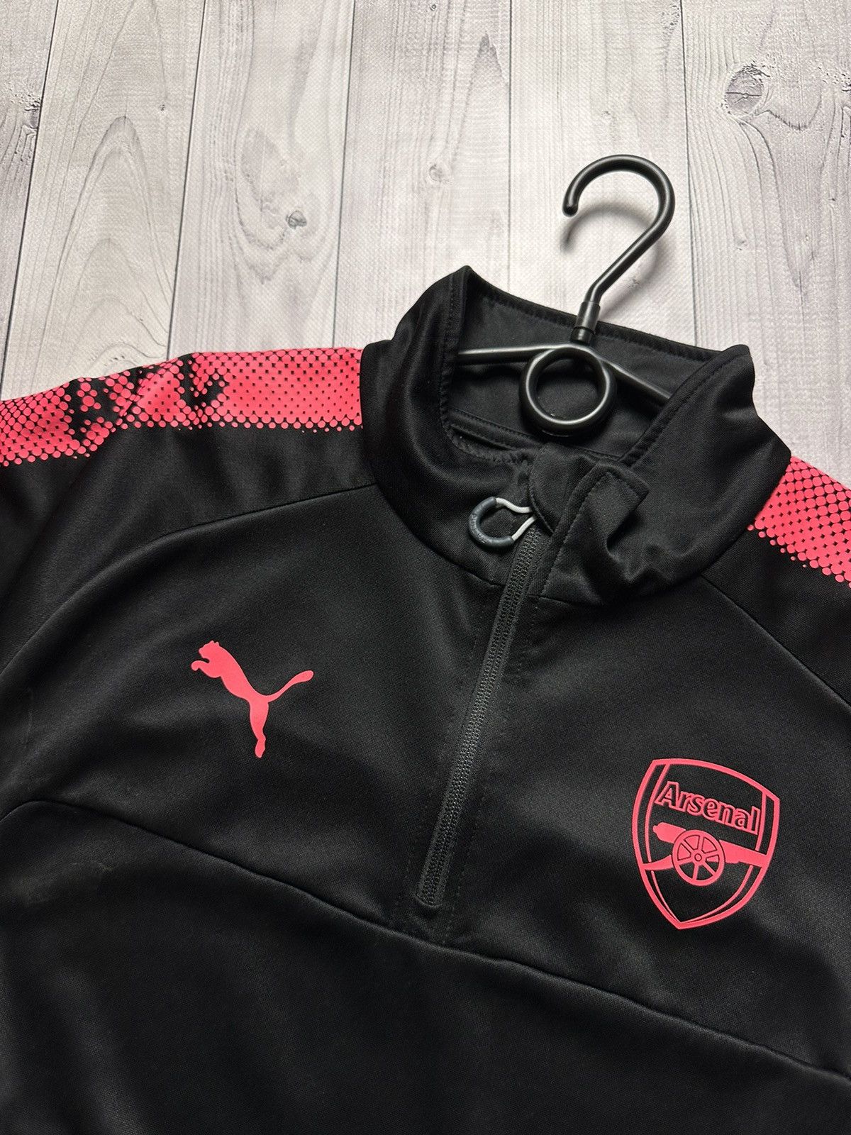 Puma Vintage puma Arsenal soccer sweatshirt size L Size US L / EU 52-54 / 3 - 5 Thumbnail
