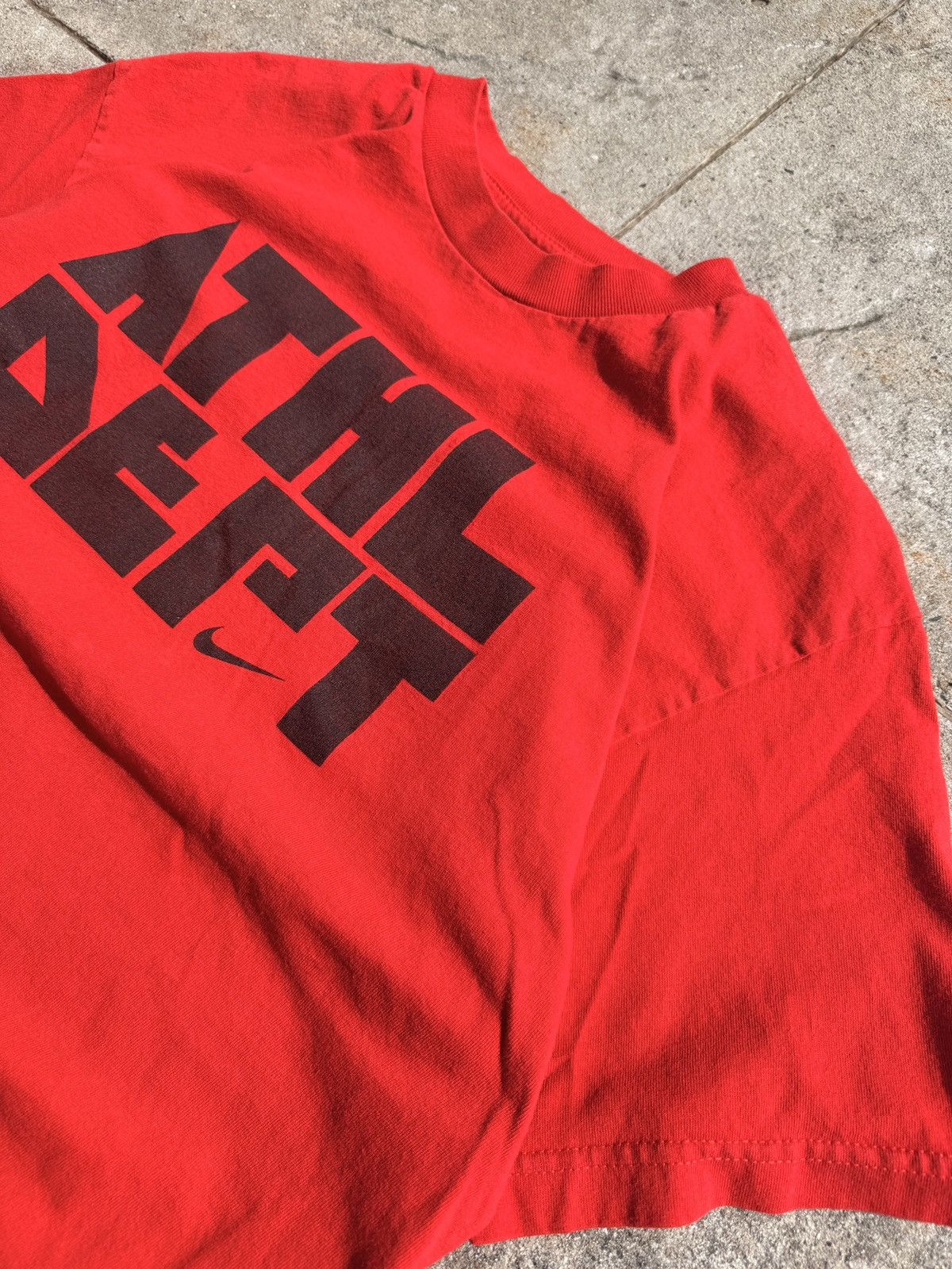 Nike Vintage Nike “ATHL DEPT” Graphic T Size US L / EU 52-54 / 3 - 3 Thumbnail