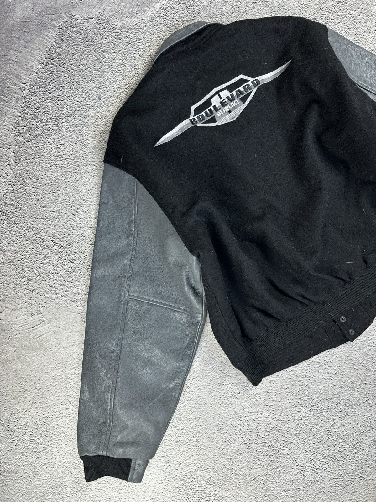Other Suzuki Boulevard Varsity Wool Jacket Leather Sleeves Bombers Size US L / EU 52-54 / 3 - 10 Thumbnail