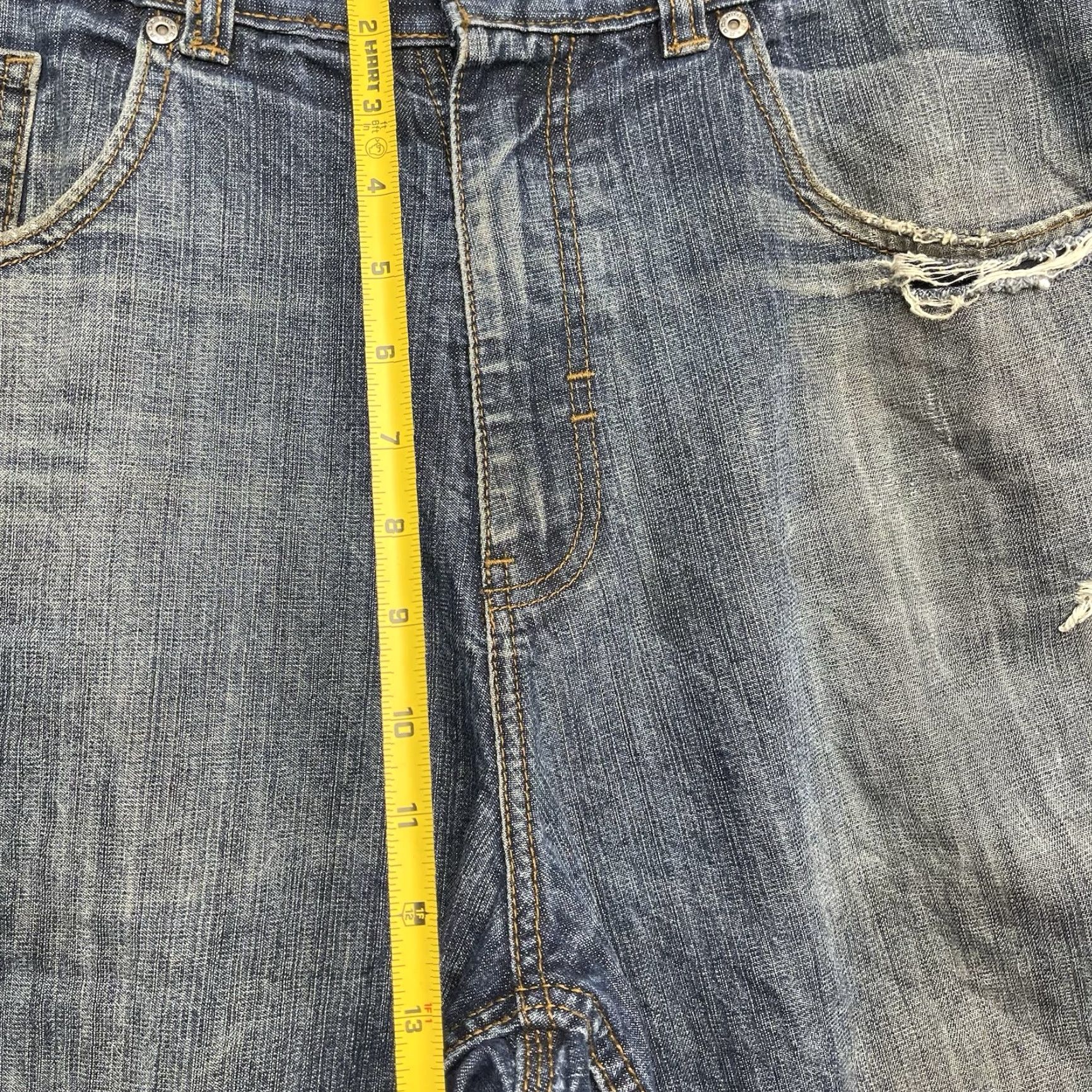 Southpole VINTAGE Rocawear Mens 36 Denim Shorts Baggy 90s Grunge Skater Y2K JNCO Style Baggy Southpole Black 80s 90s Iconic Casual shorts Mens Size US 36 / EU 52 - 7 Thumbnail