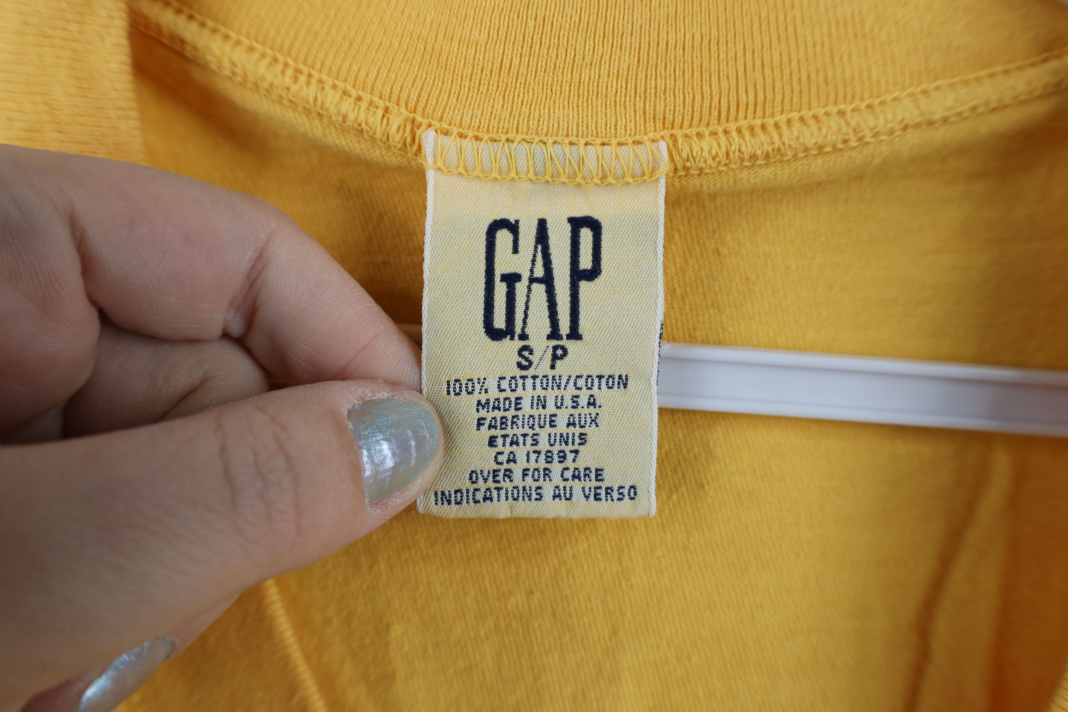 Gap Vintage 90s Gap Blank Short Sleeve V-Neck T-Shirt Yellow USA Size US S / EU 44-46 / 1 - 6 Thumbnail