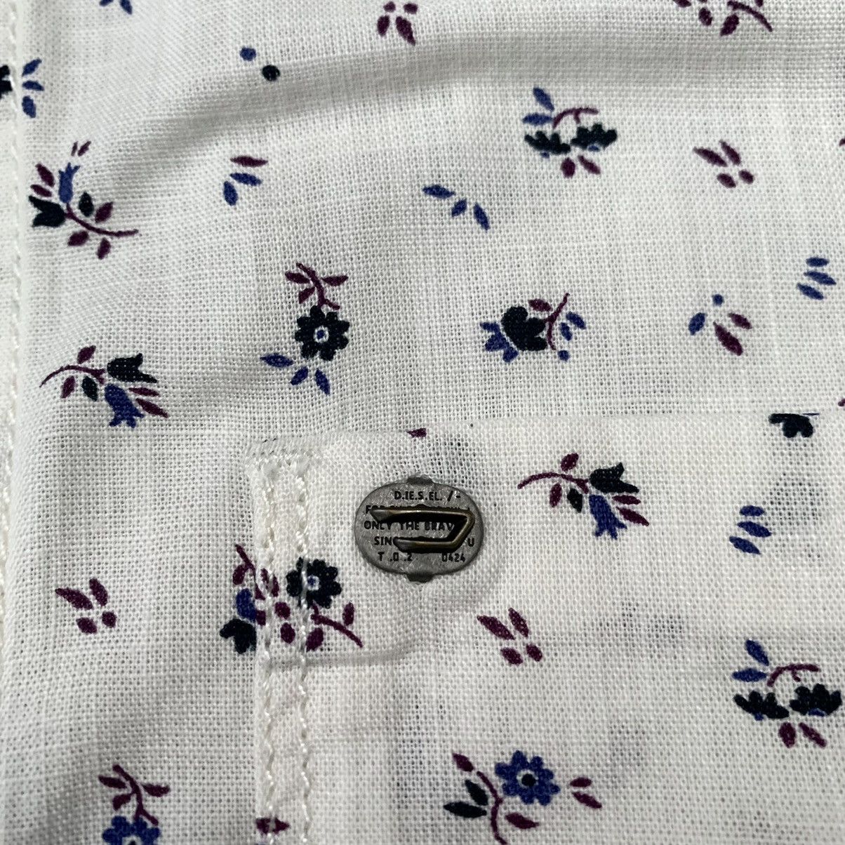 Diesel 🔥DIESEL FLOWER PRINT LONG SLEEVE SHIRT Size US M / EU 48-50 / 2 - 7 Thumbnail